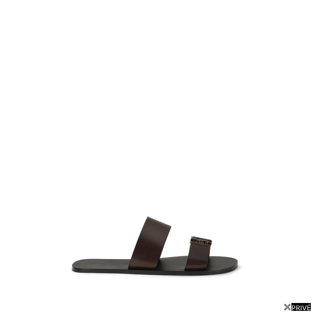 Sandales brunes — 1