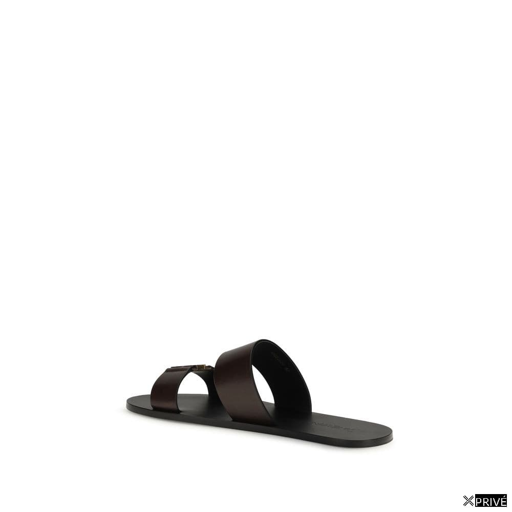 Sandales brunes — 3
