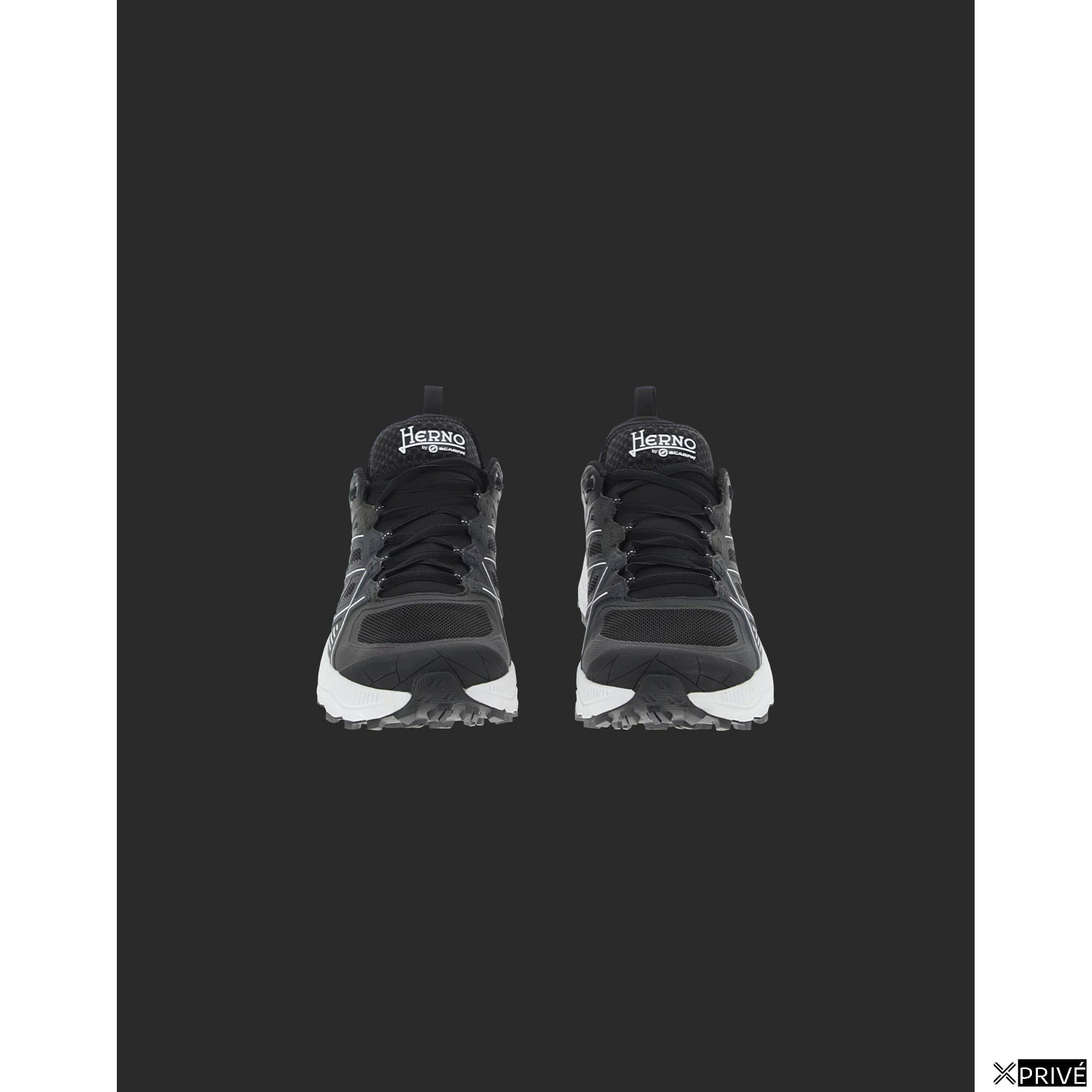 Chaussures de sport noires — 6