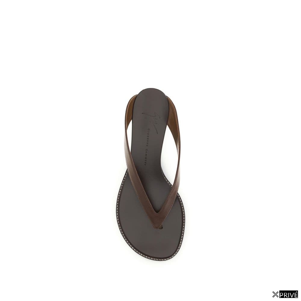 Sandales — 4
