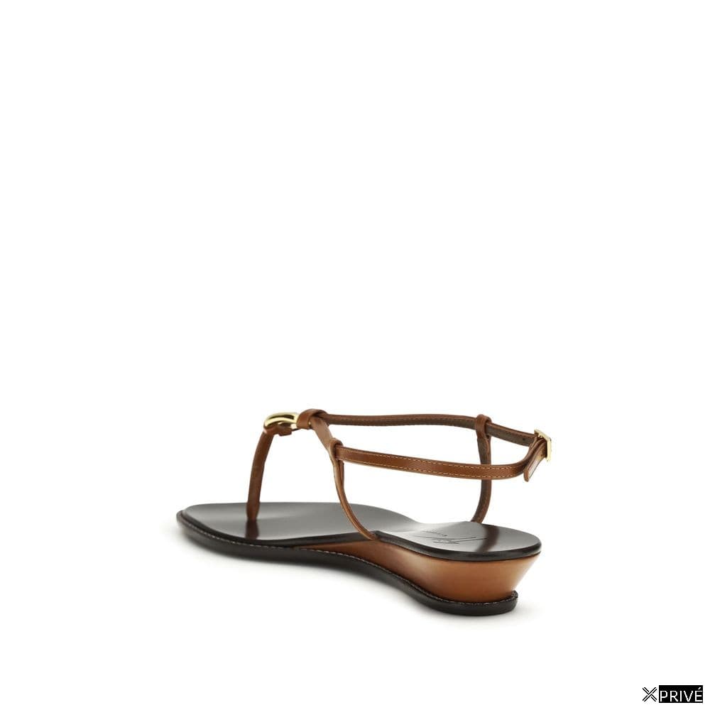 Sandales brunes — 3