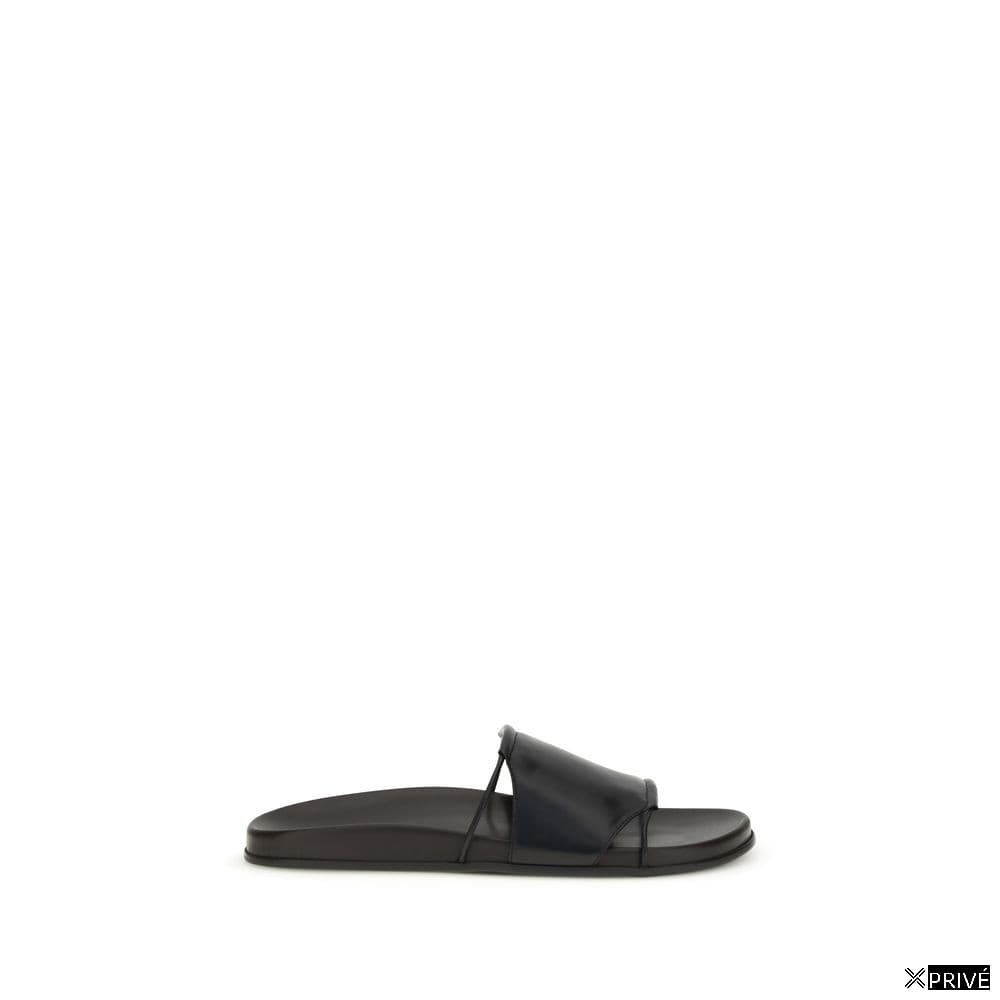 Sandales — 1