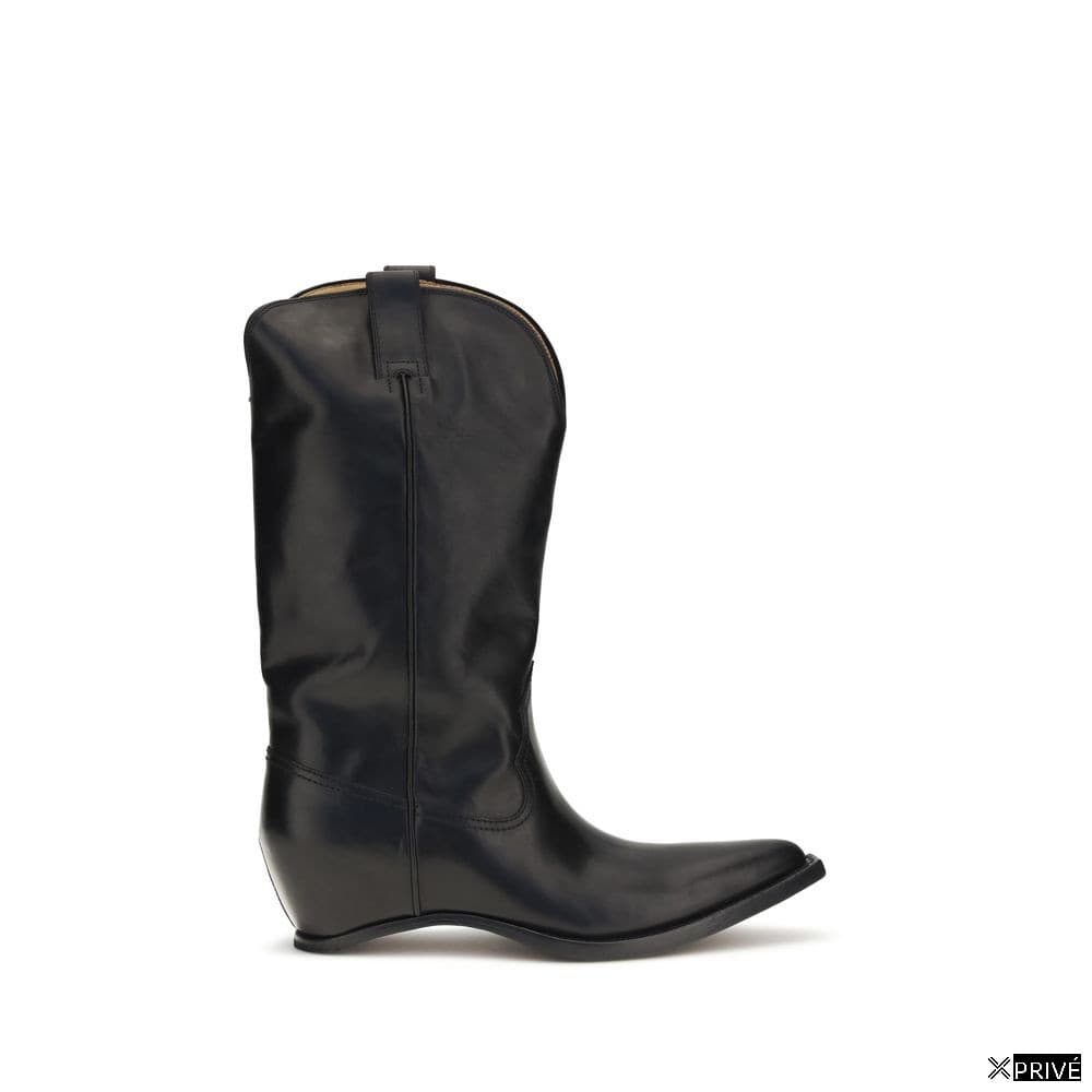 Bottes noires — 1