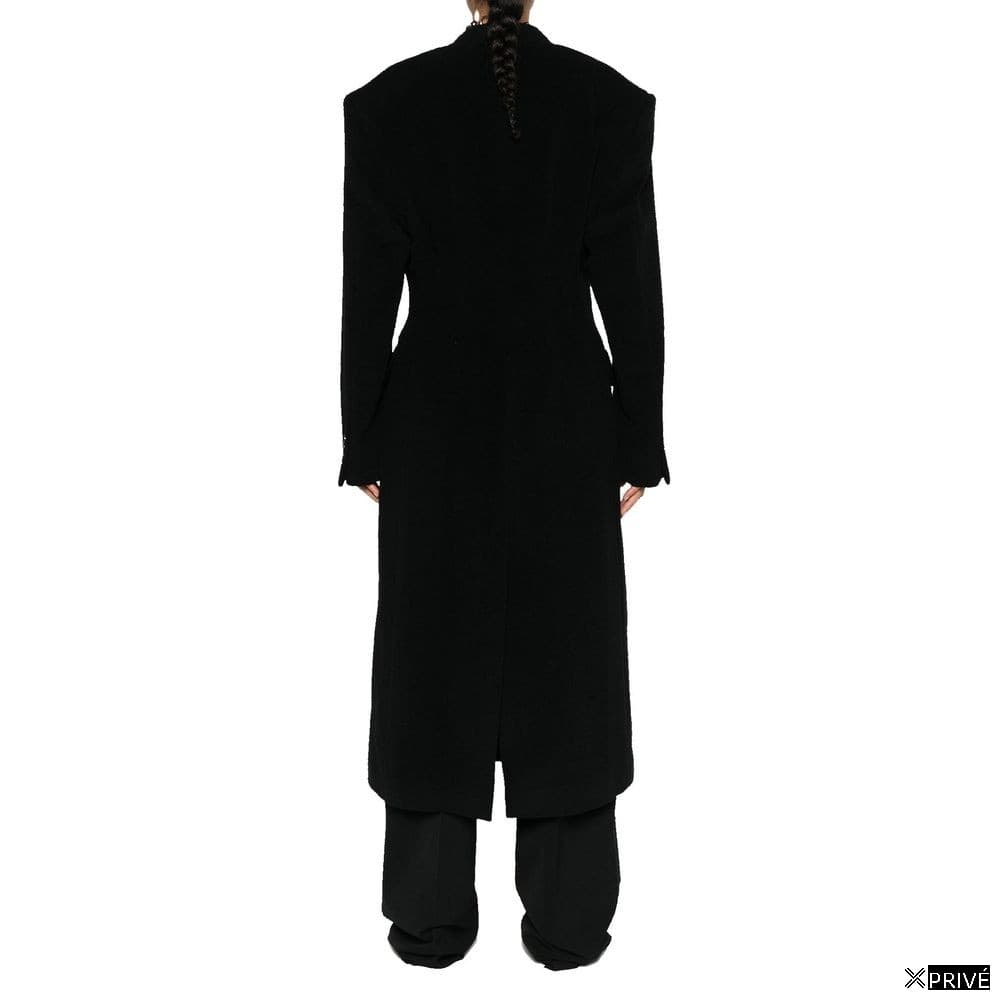 Veste noire — 3