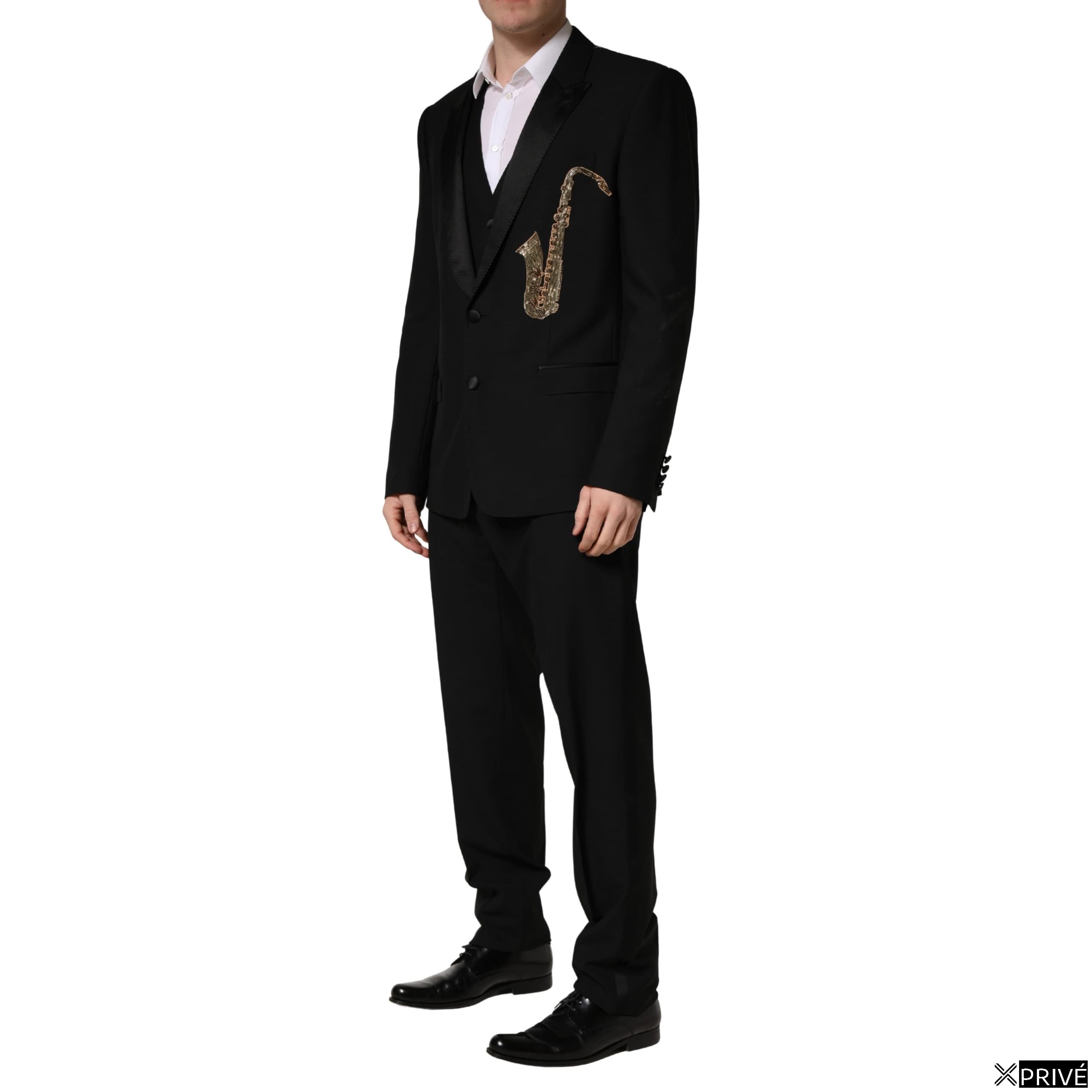 Costume — 3
