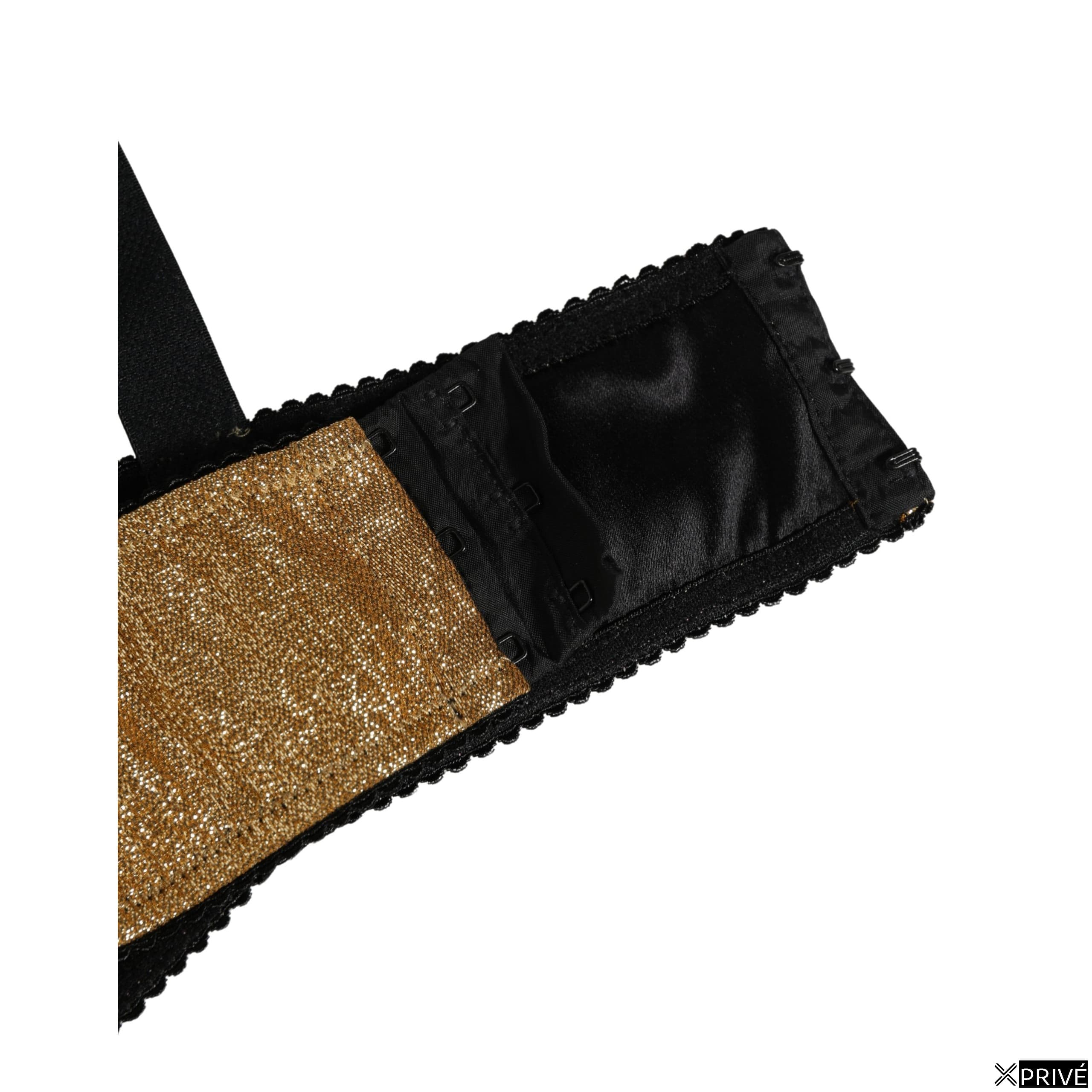 Sous-vêtements dorés — 4
