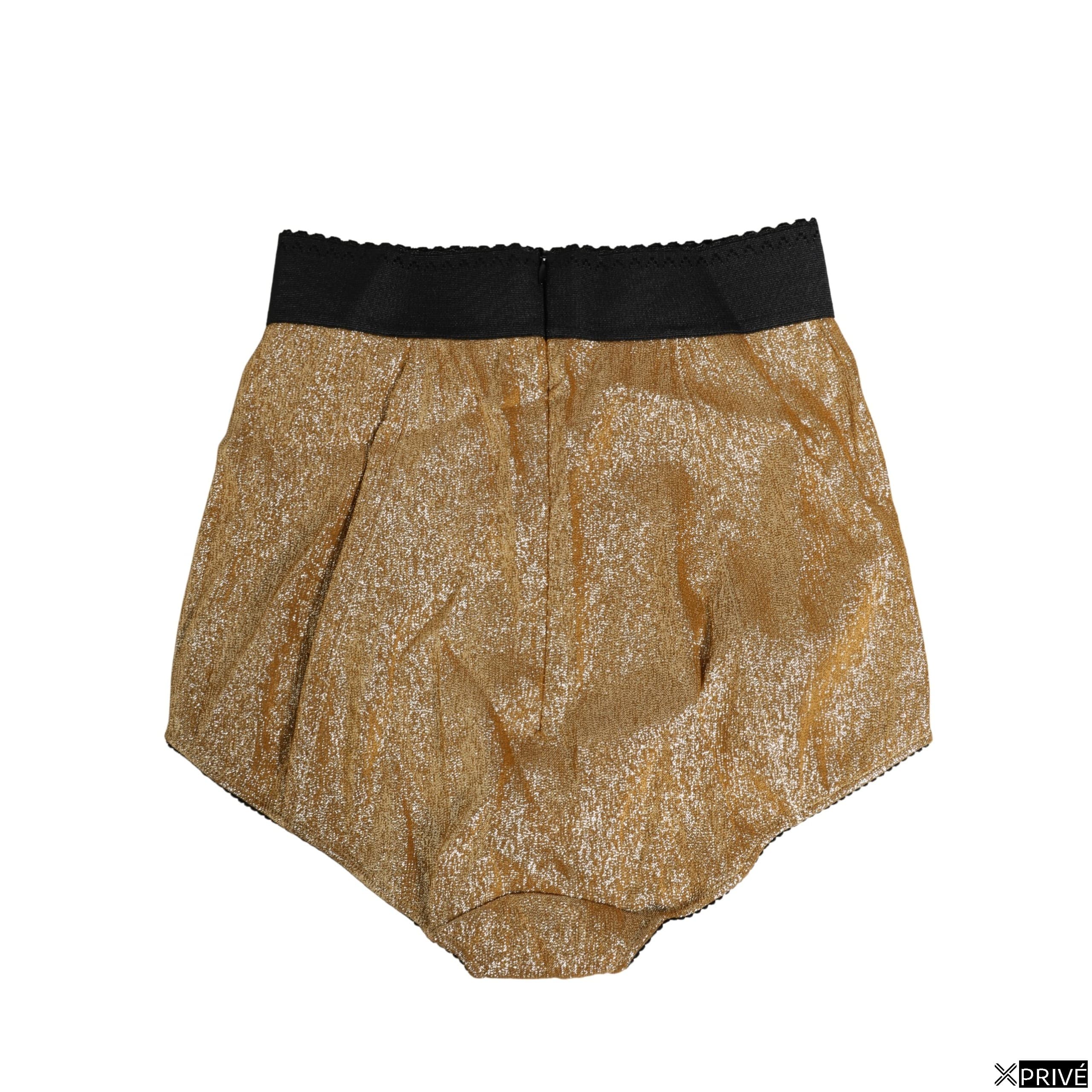 Sous-vêtements dorés — 3