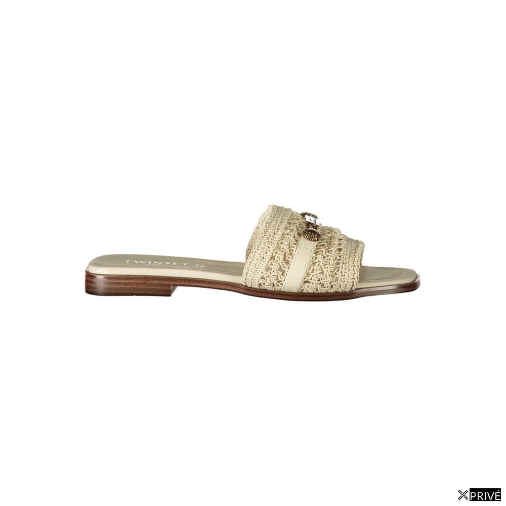 Sandales beiges — 1