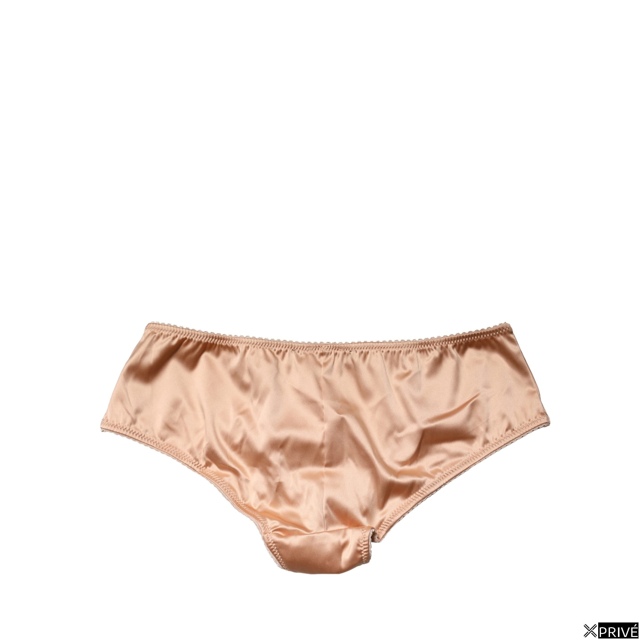Sous-vêtements beiges — 3