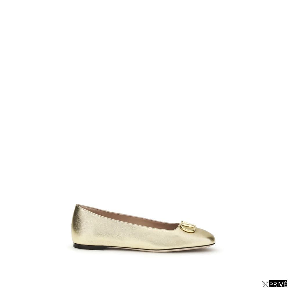Chaussures plates dorées — 1