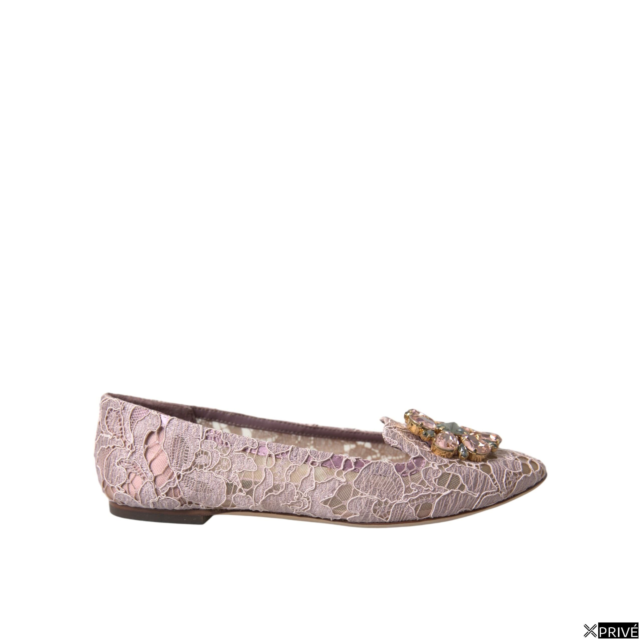 Chaussures plates — 1