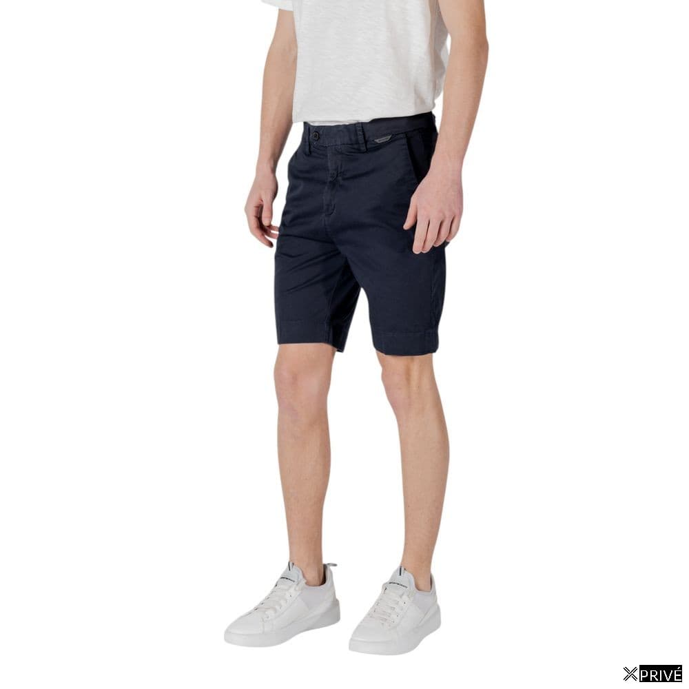 Short — 3