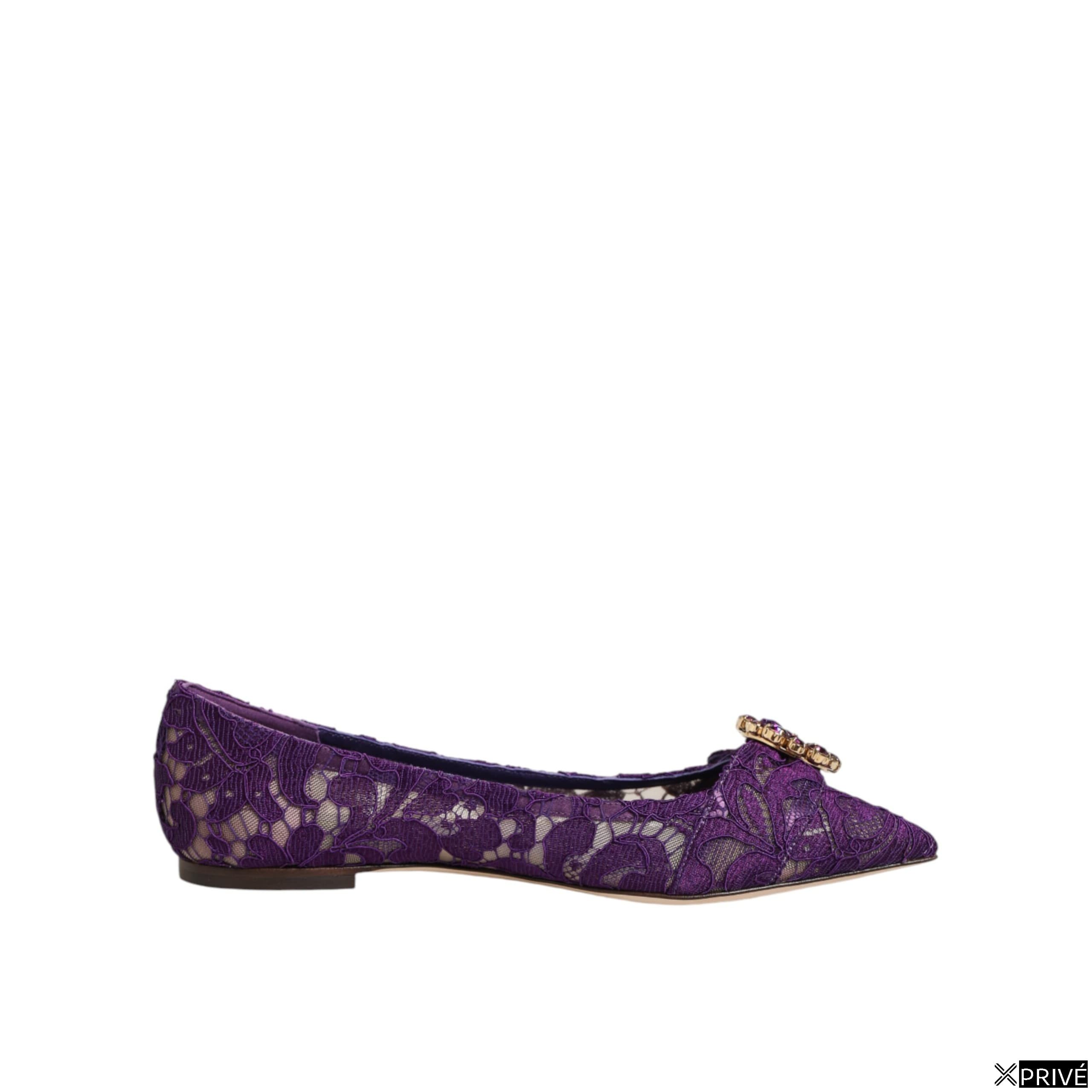 Chaussures plates — 1
