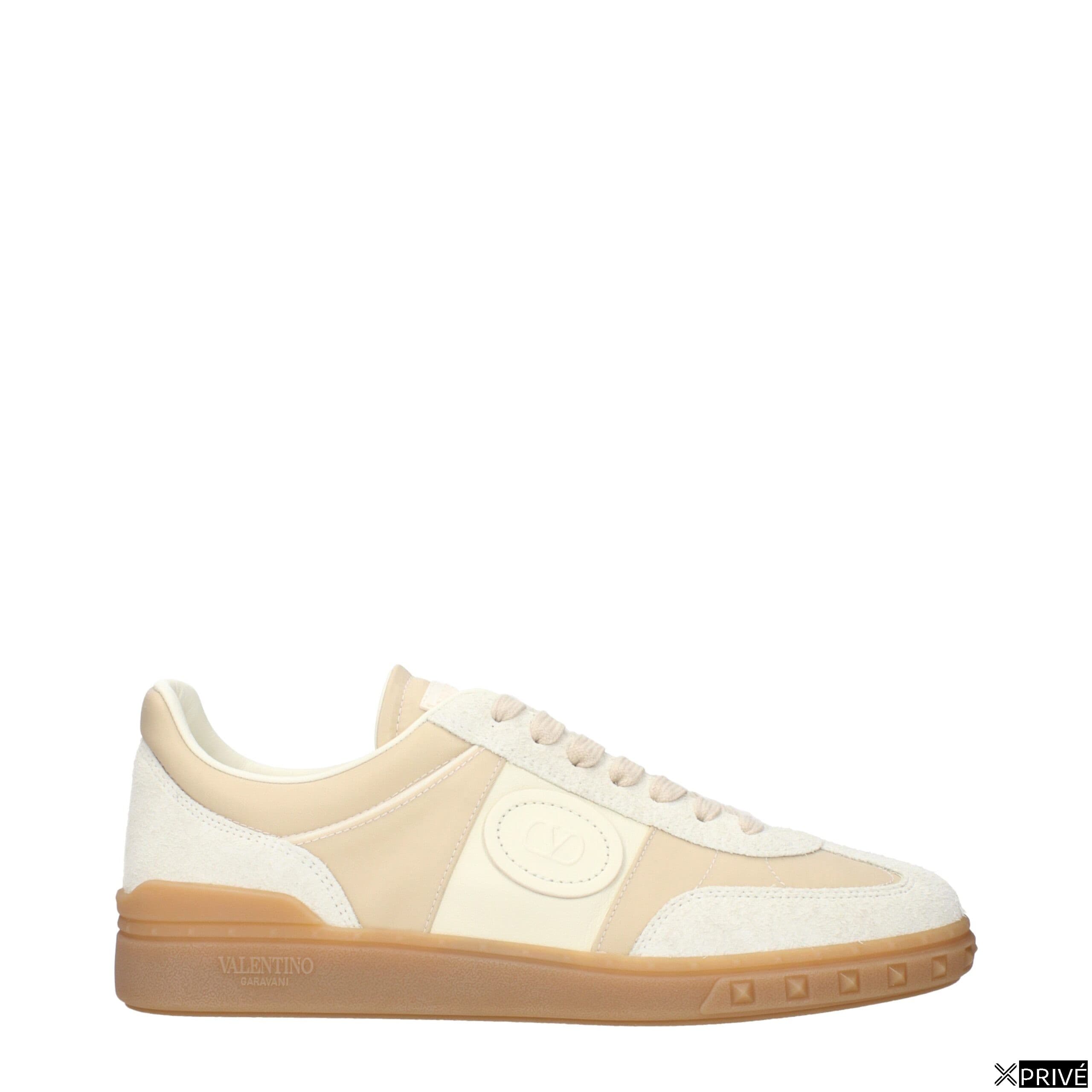 Chaussures de sport beiges en Fabric — 1