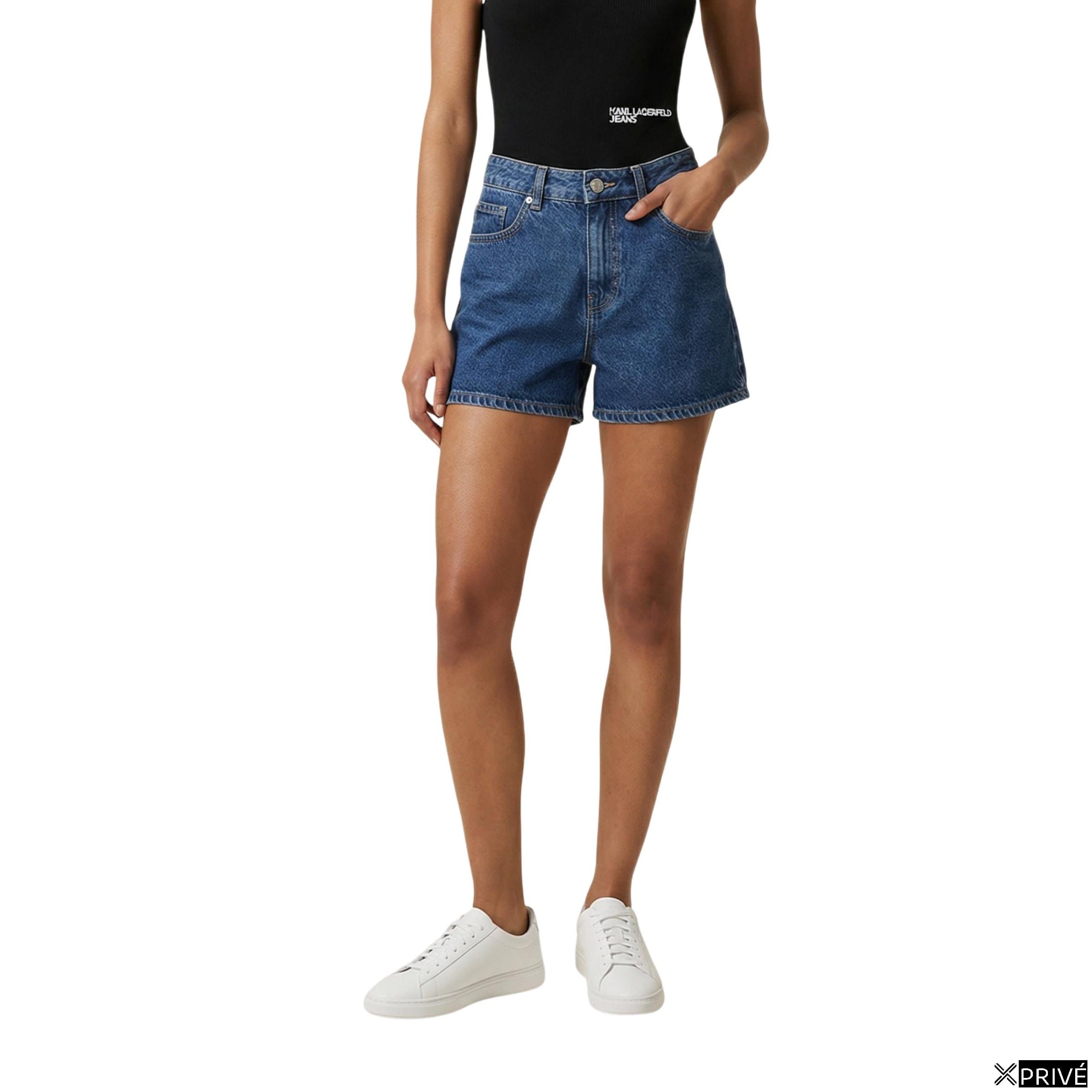 Short bleu — 1