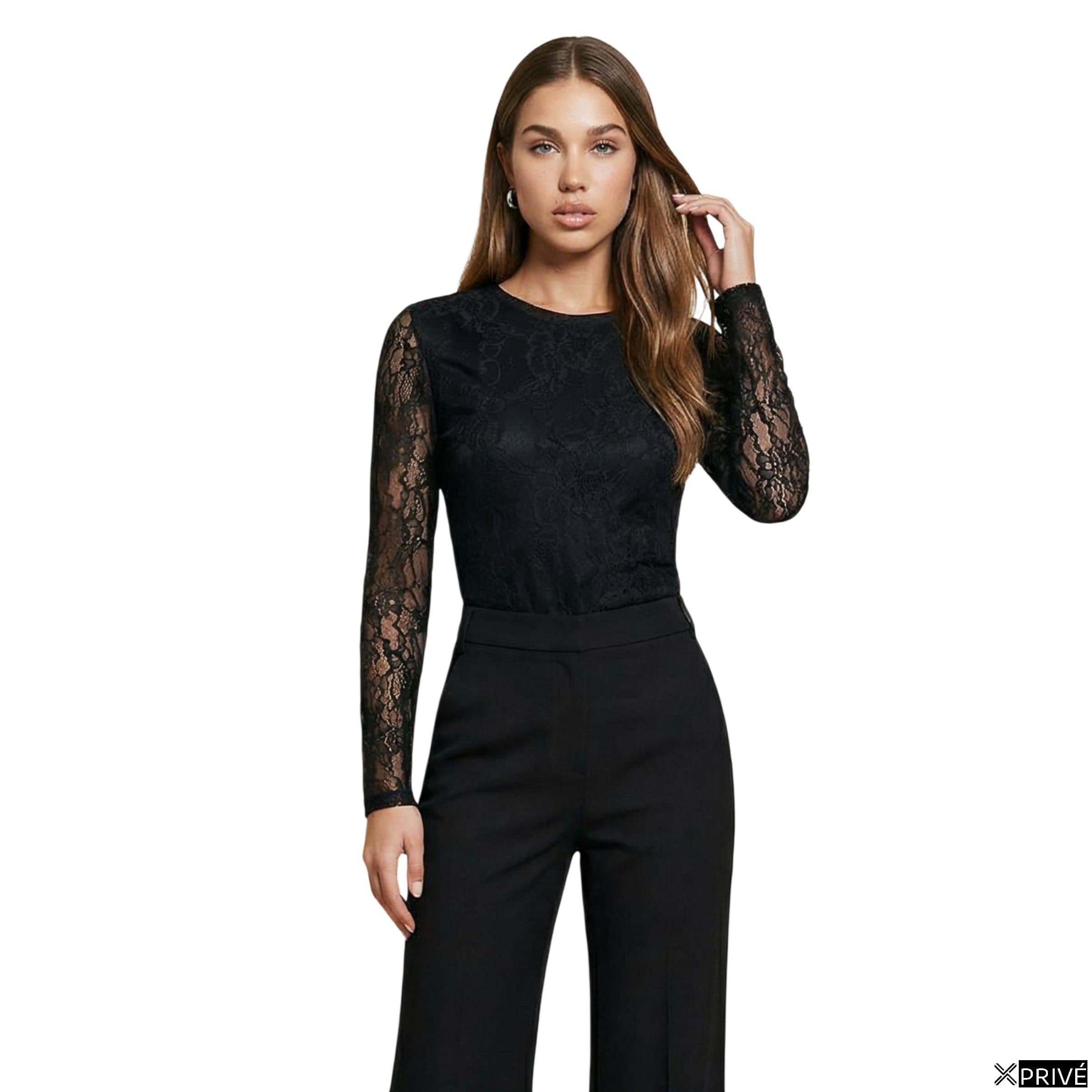 Blouse noire — 1