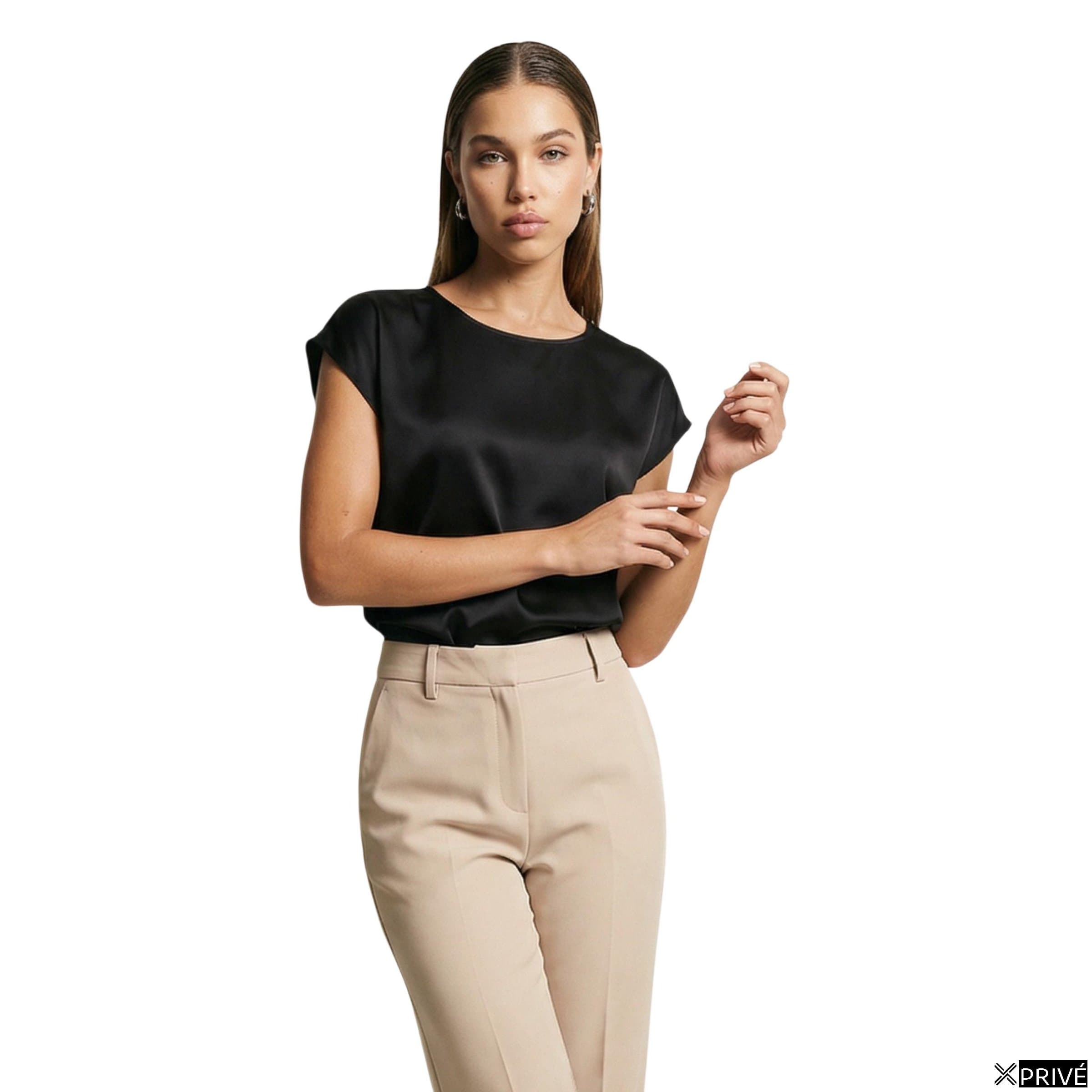 Blouse noire — 1