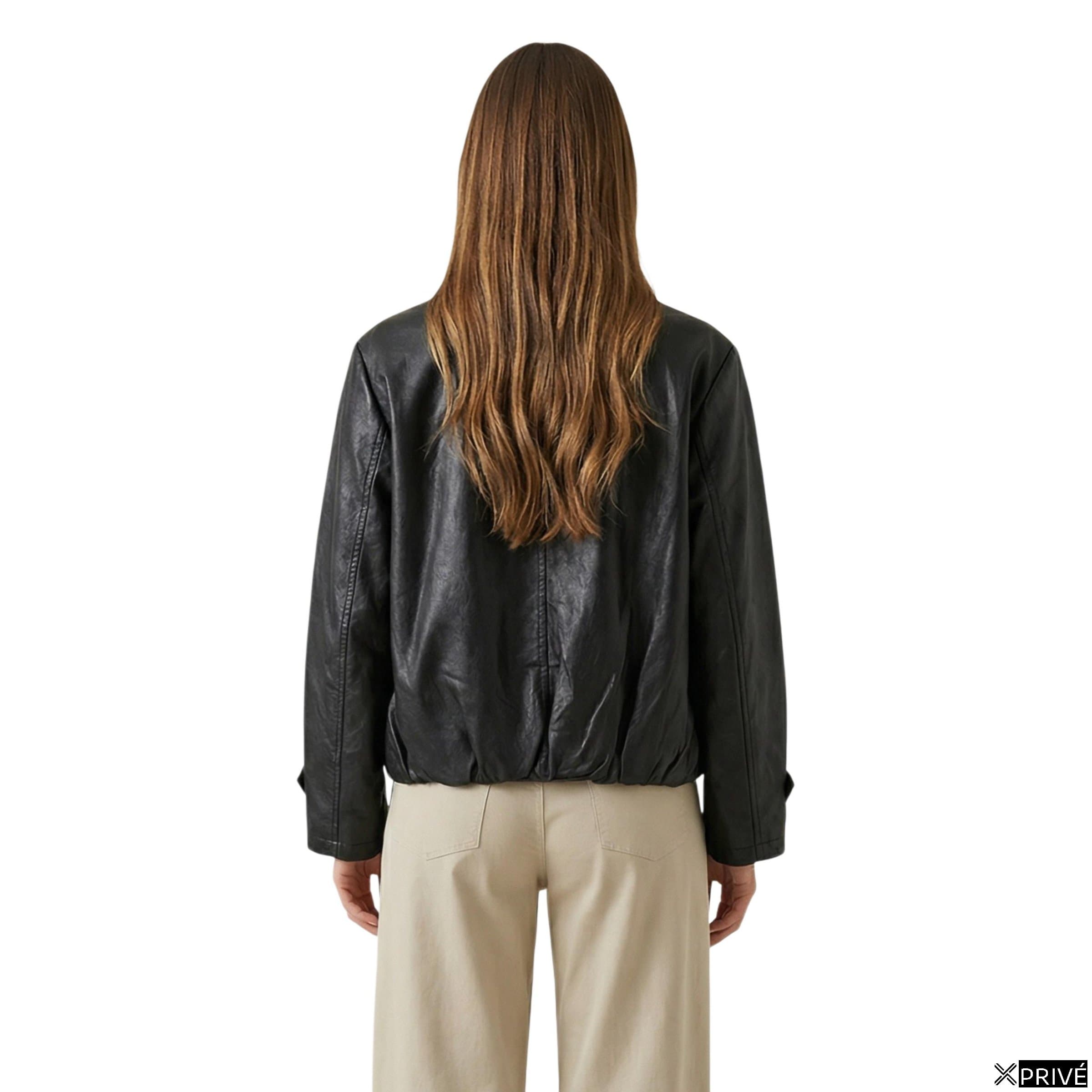 I Am Giacca — 2
