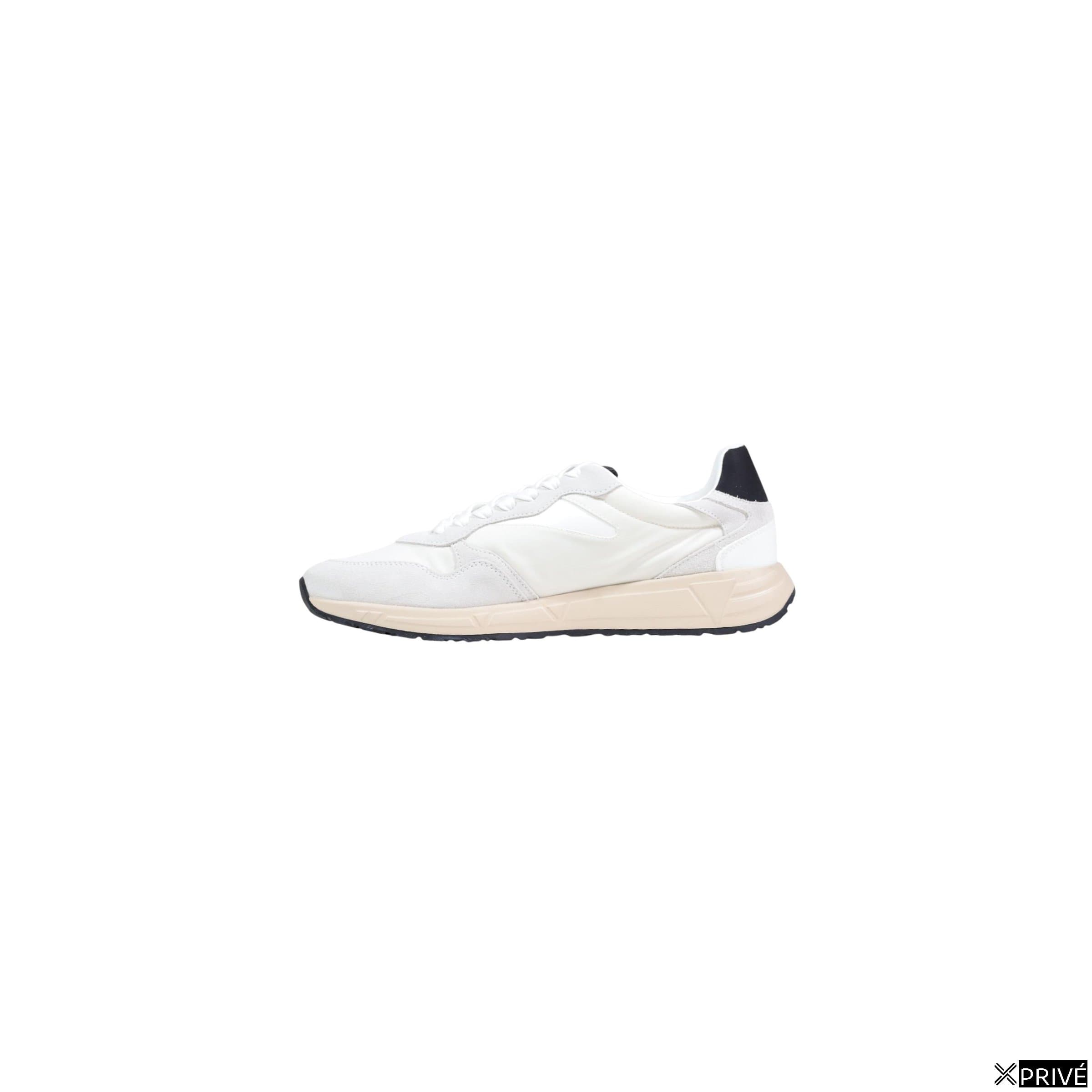 Guess Sneakers — 3