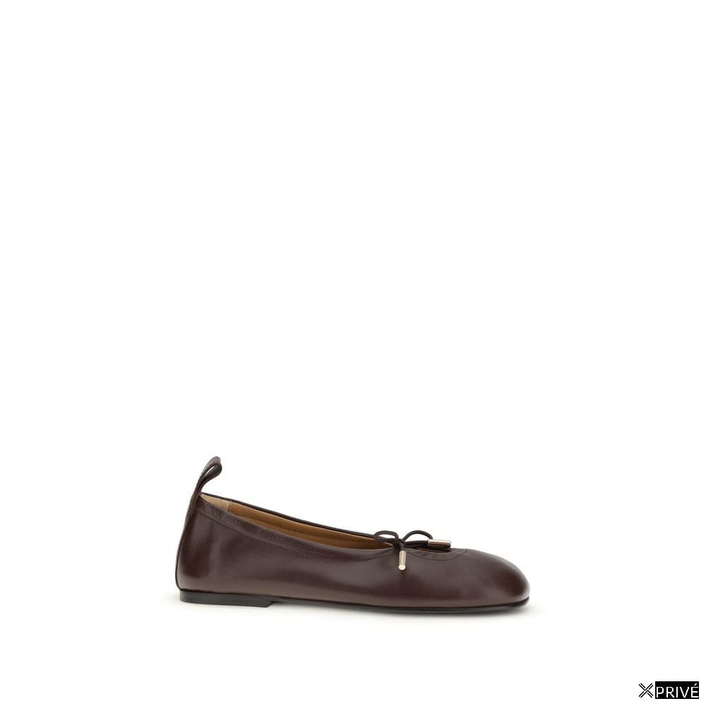 Chaussures plates brunes — 1