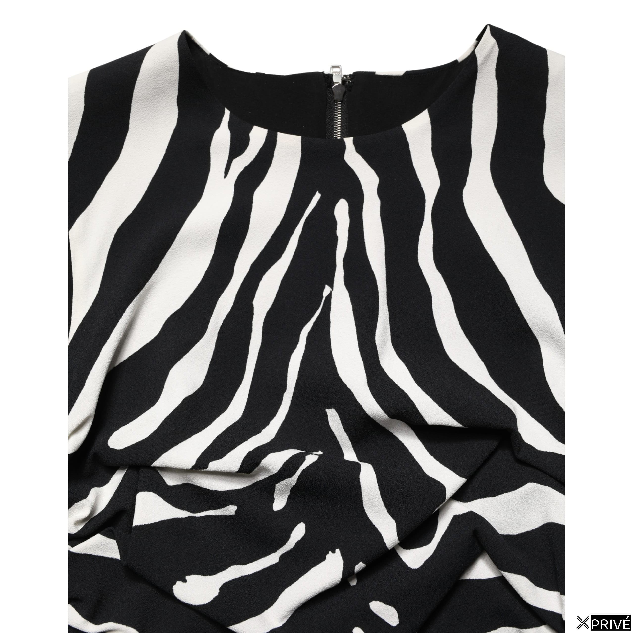 Robe noir et blanc — 6