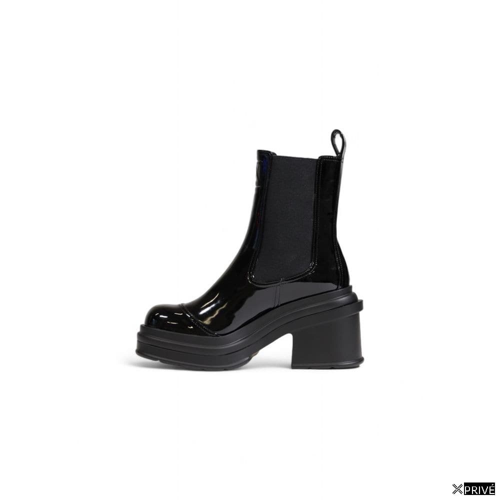 Bottes noires — 2
