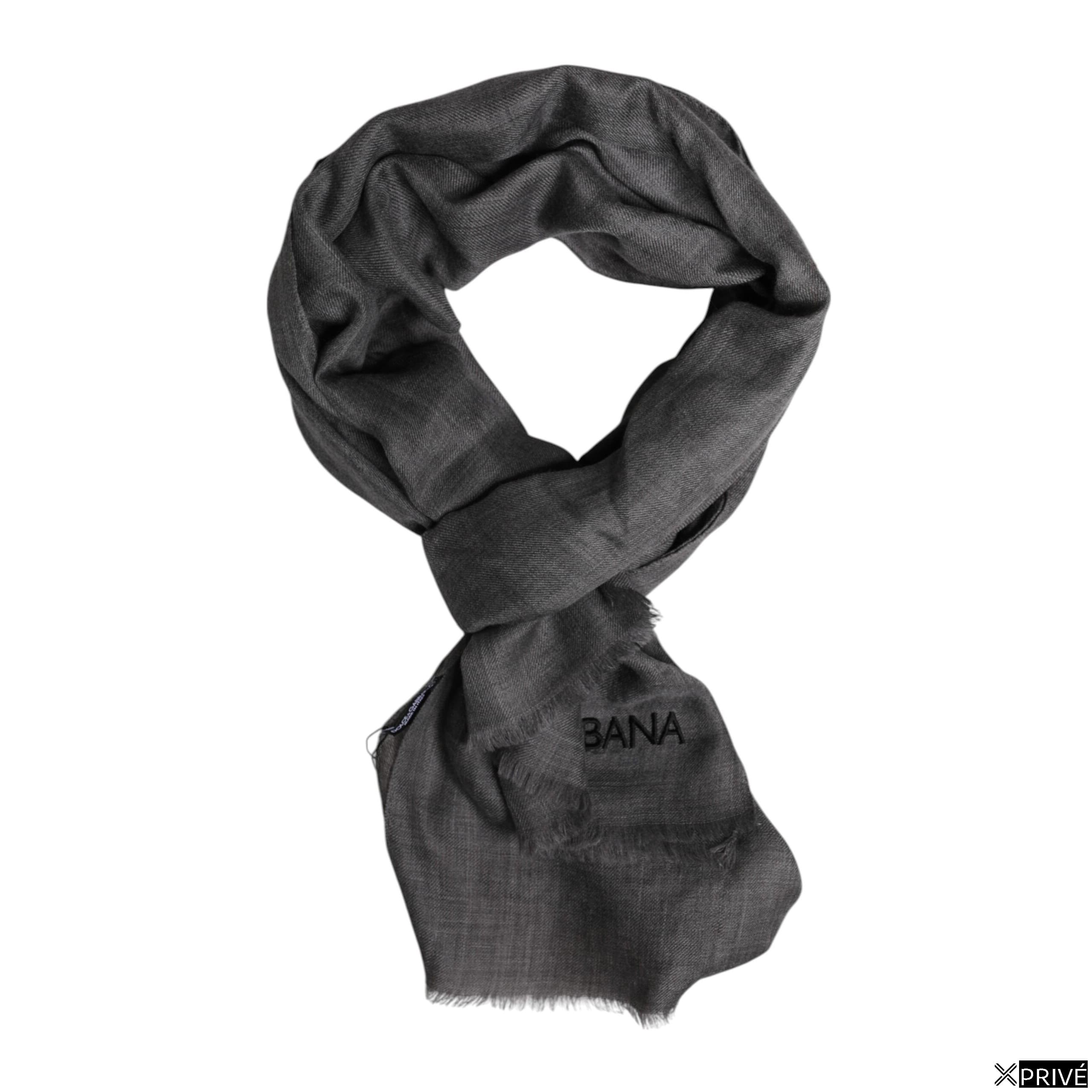 Écharpe grise — 1