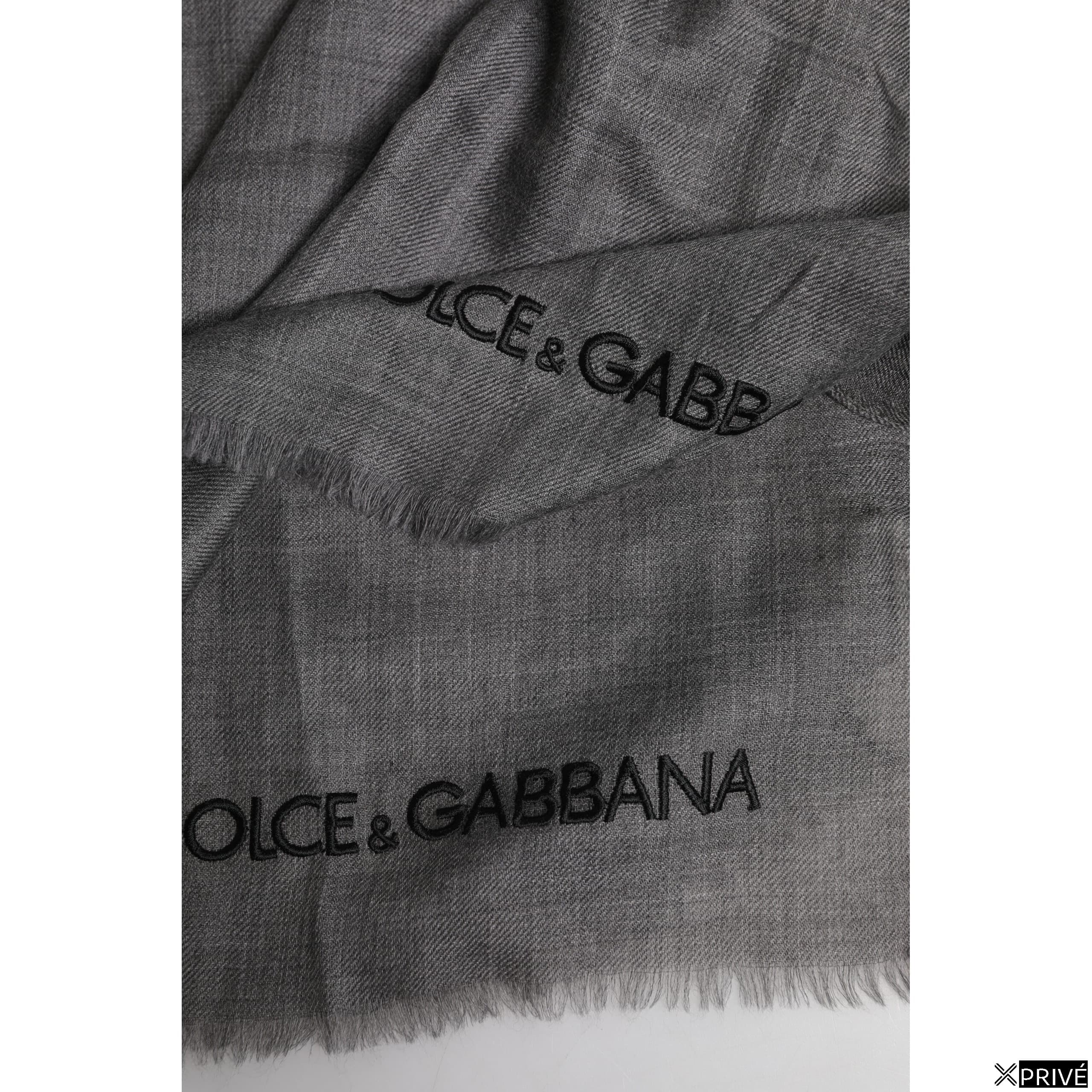 Écharpe grise — 4