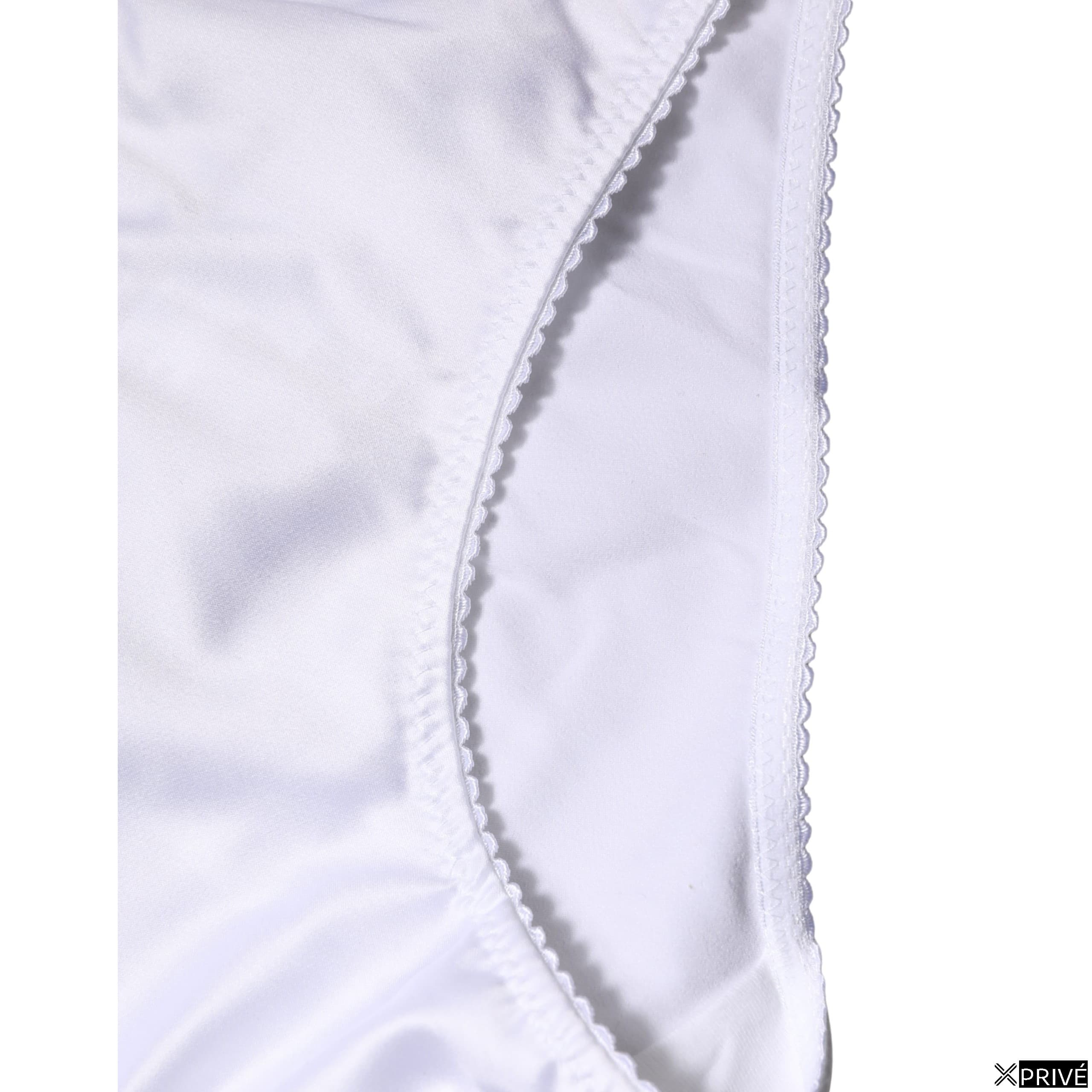 Sous-vêtements blancs — 4
