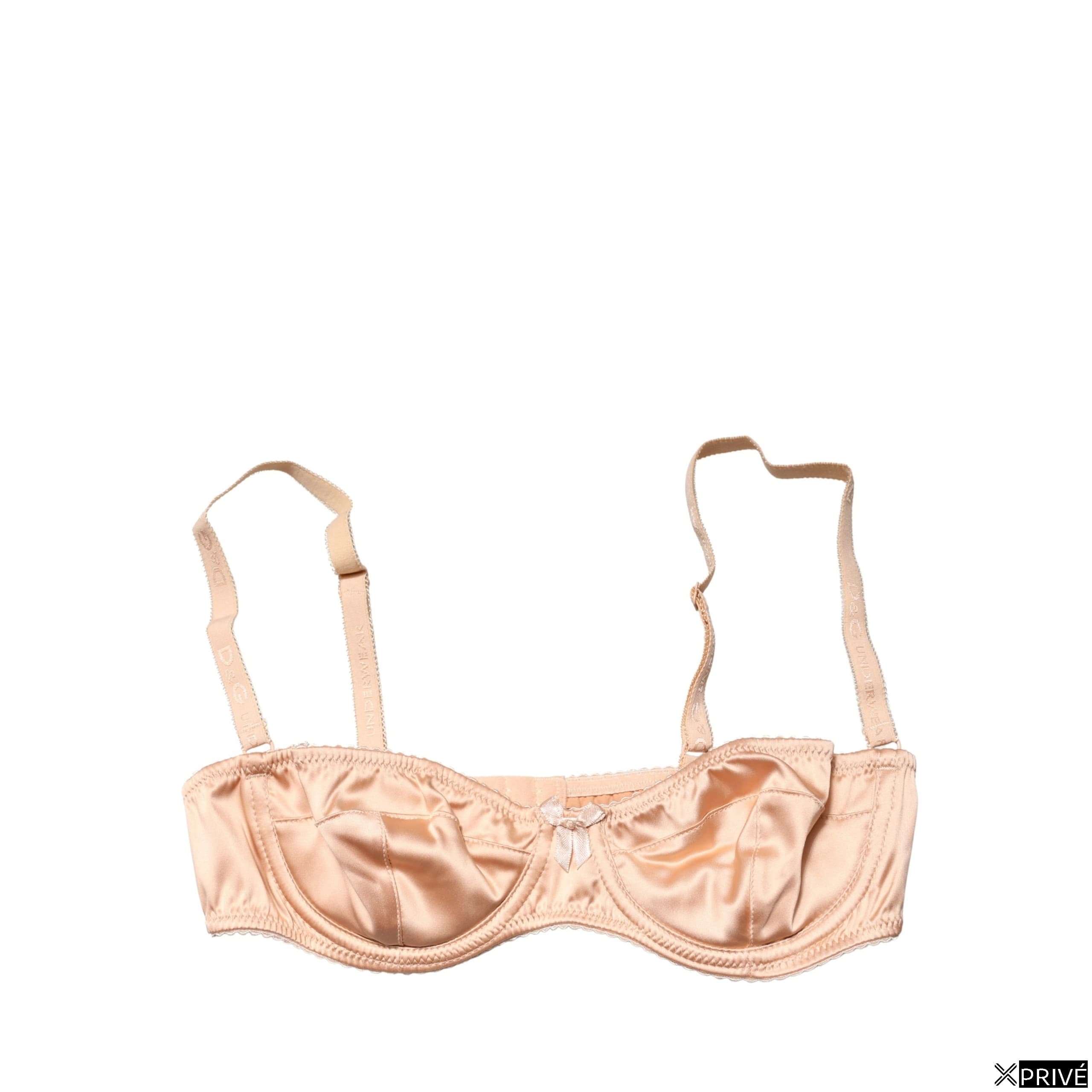 Sous-vêtements beiges — 1