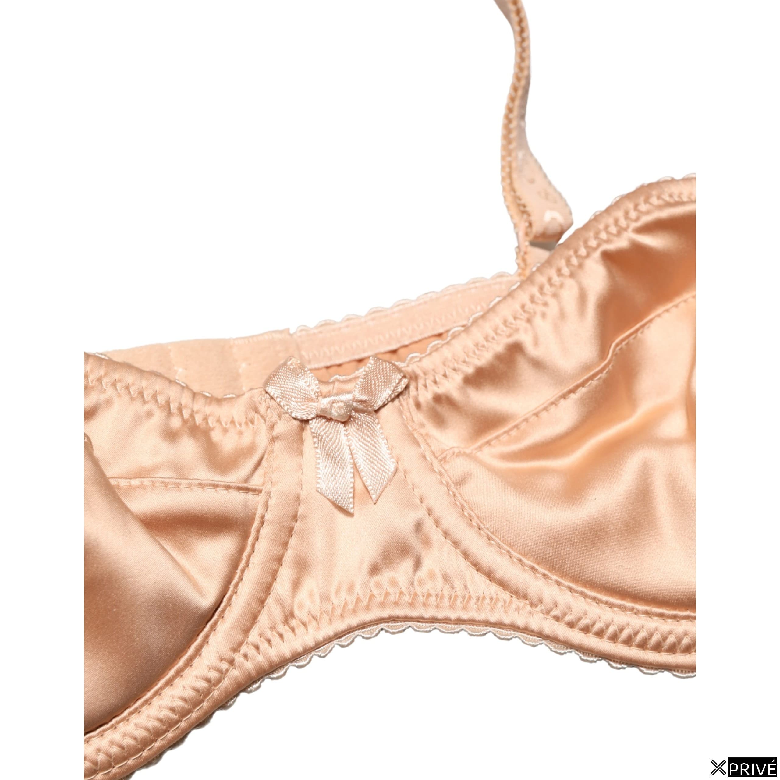 Sous-vêtements beiges — 4
