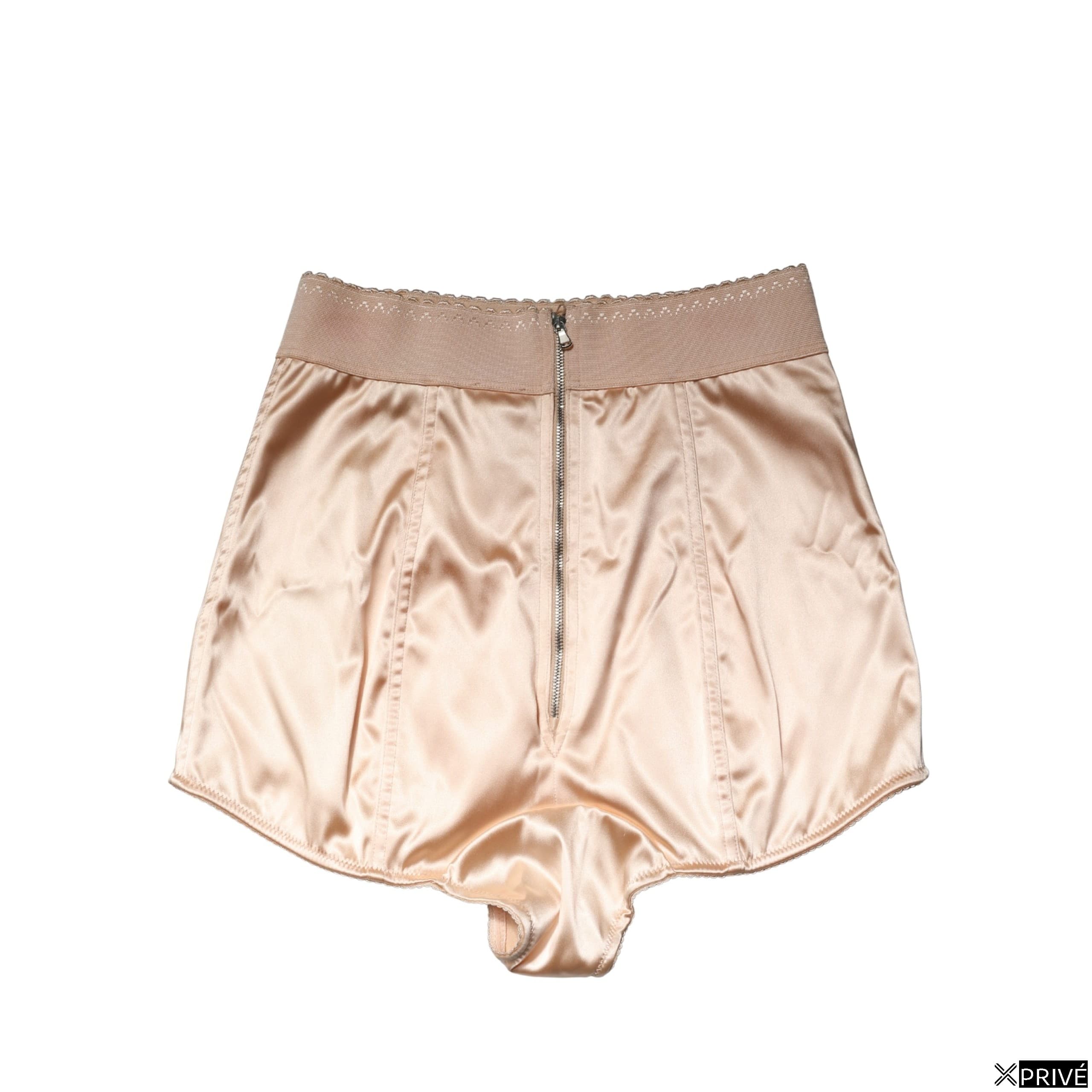 Sous-vêtements beiges — 3