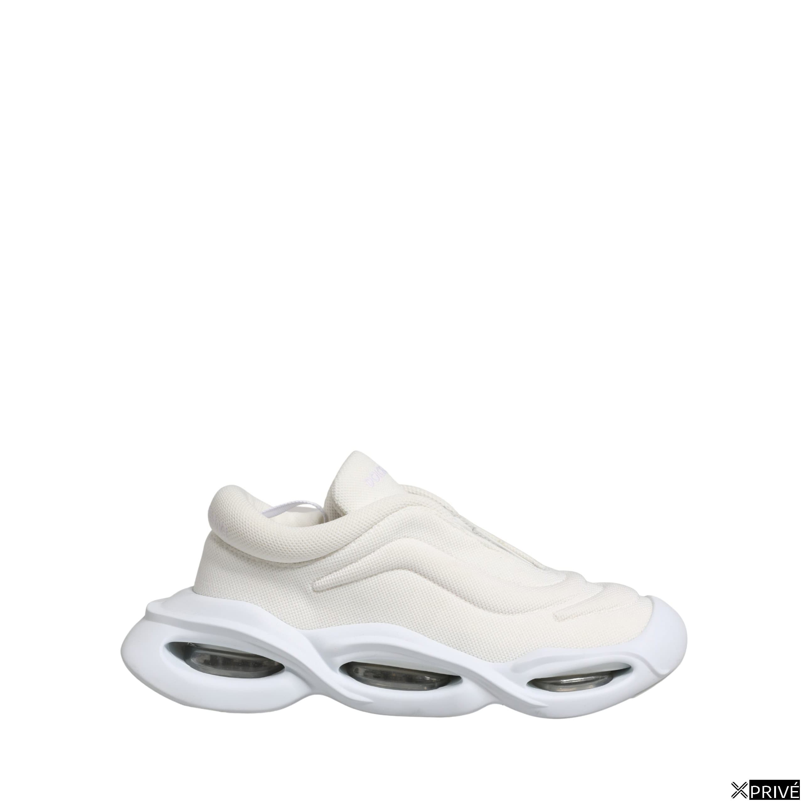 Chaussures de sport blanches — 1