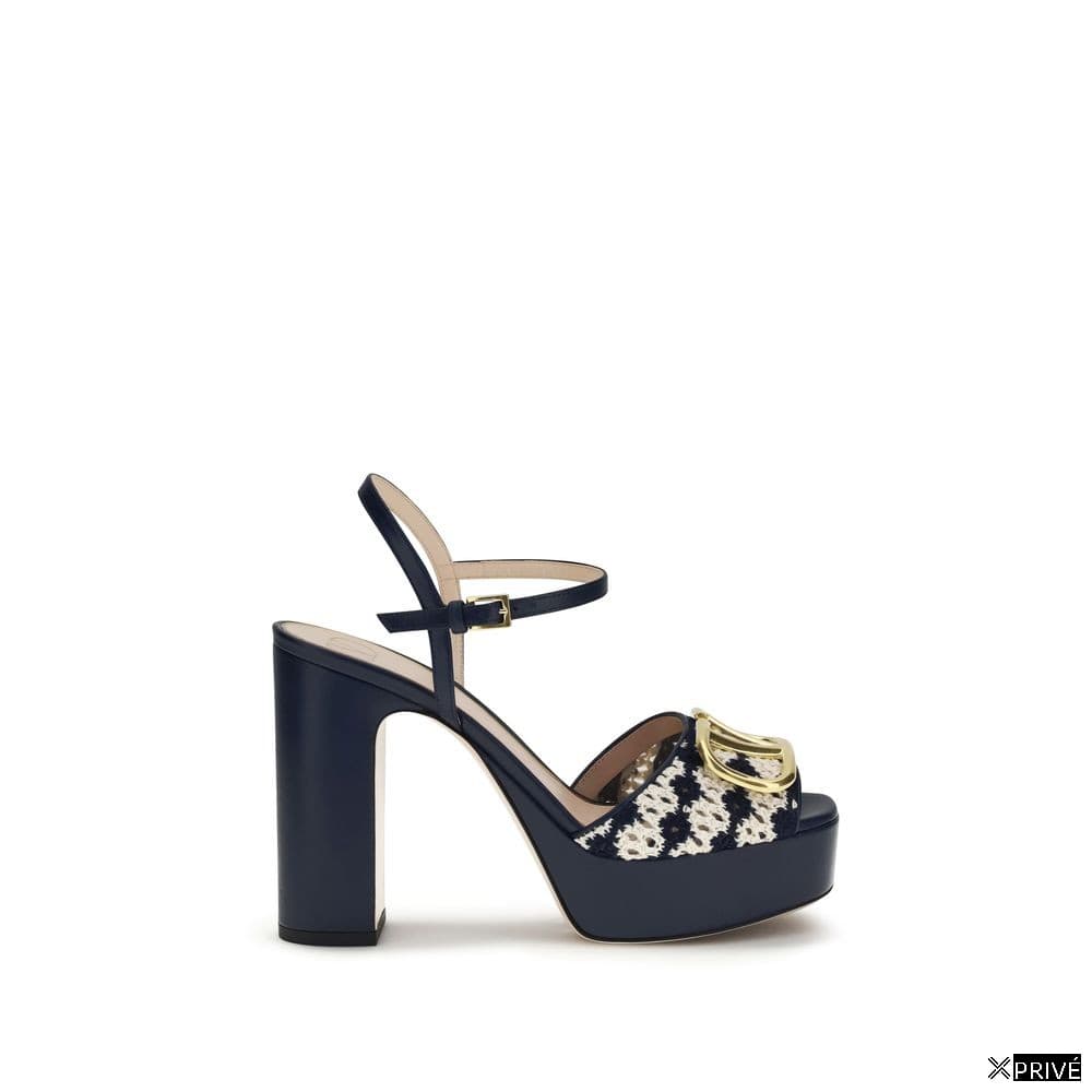 Sandales bleues — 1