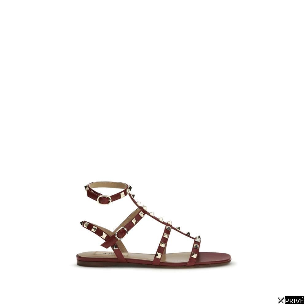 Sandales brunes — 1