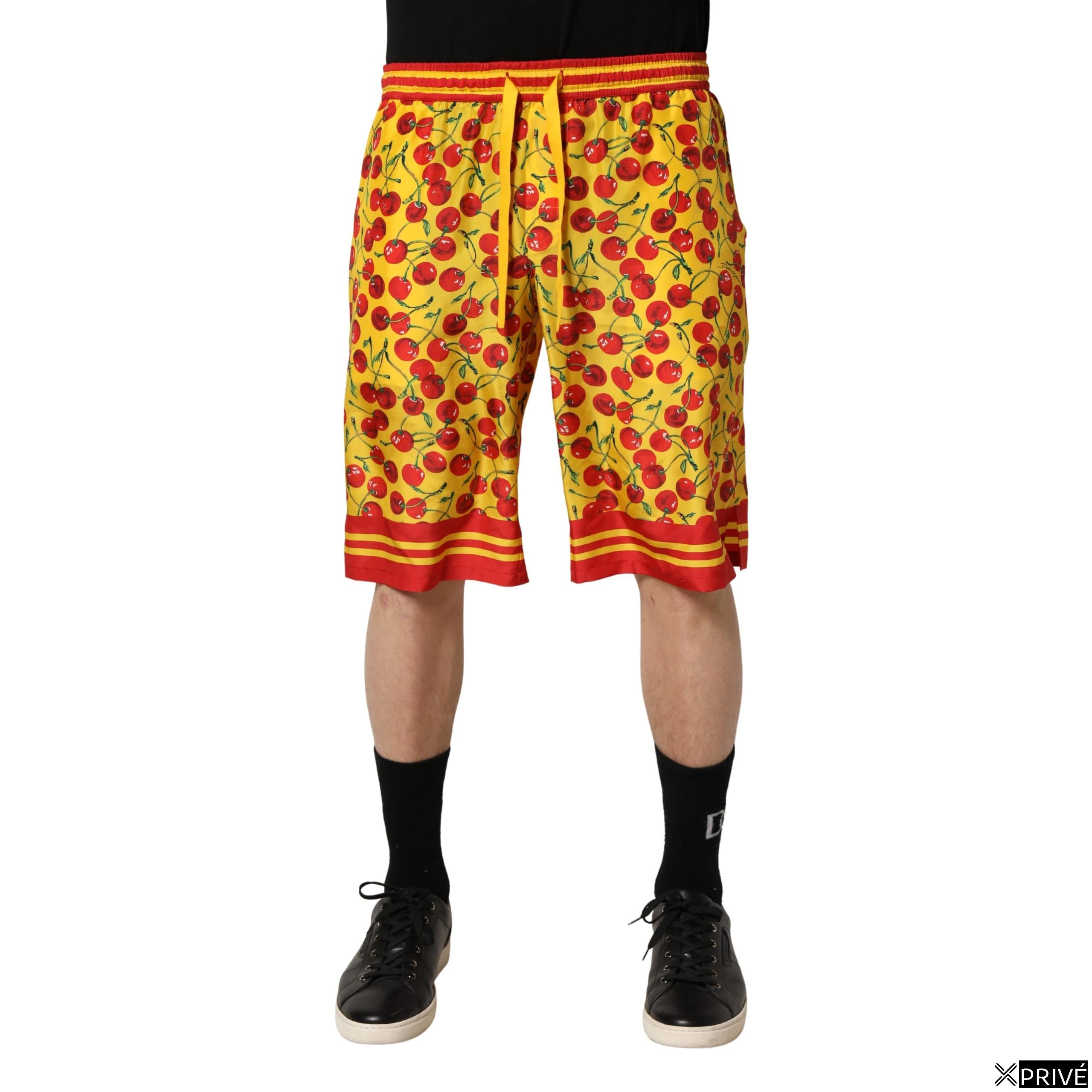Short jaune — 1