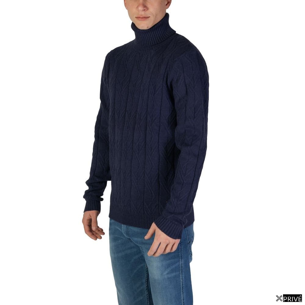 Pull bleu — 4