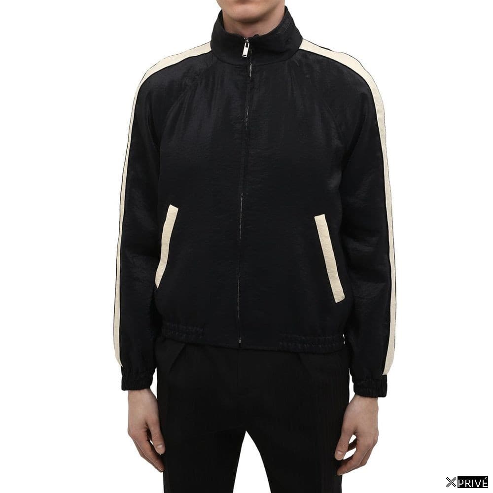 Veste noire — 2