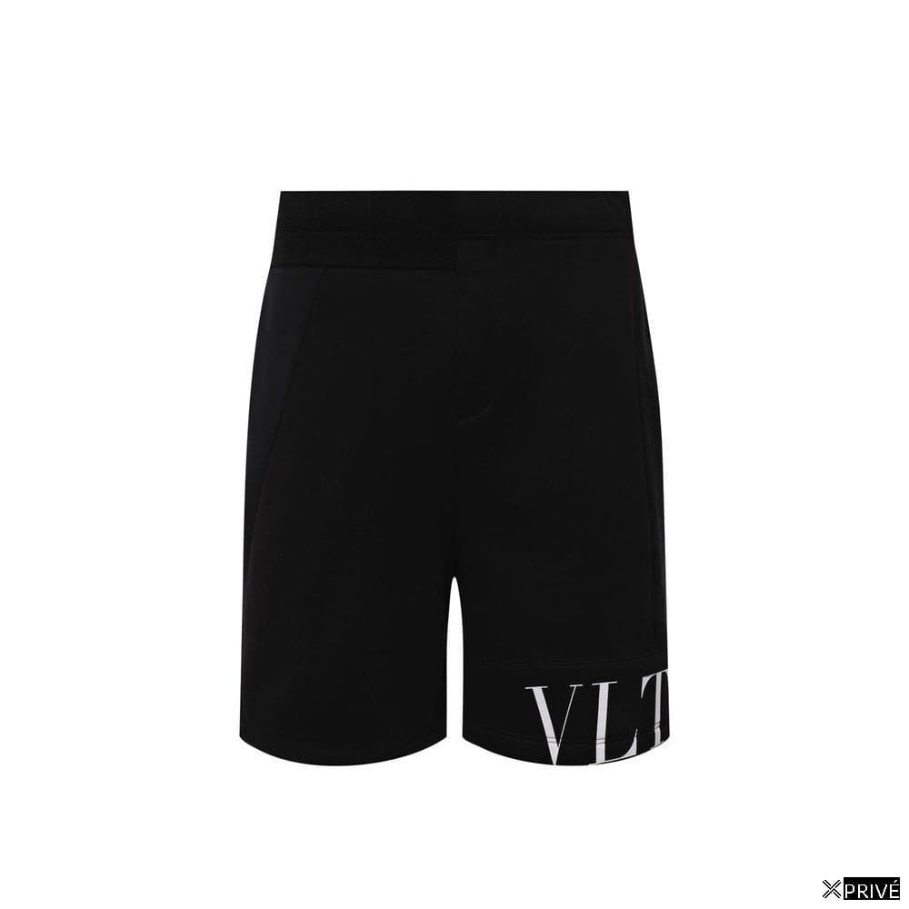 Short noir en Modal — 1