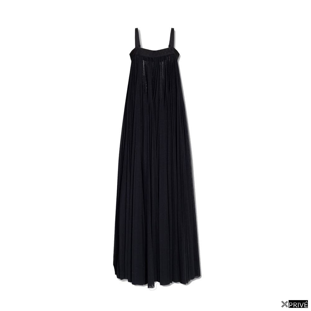 Robe noire — 1