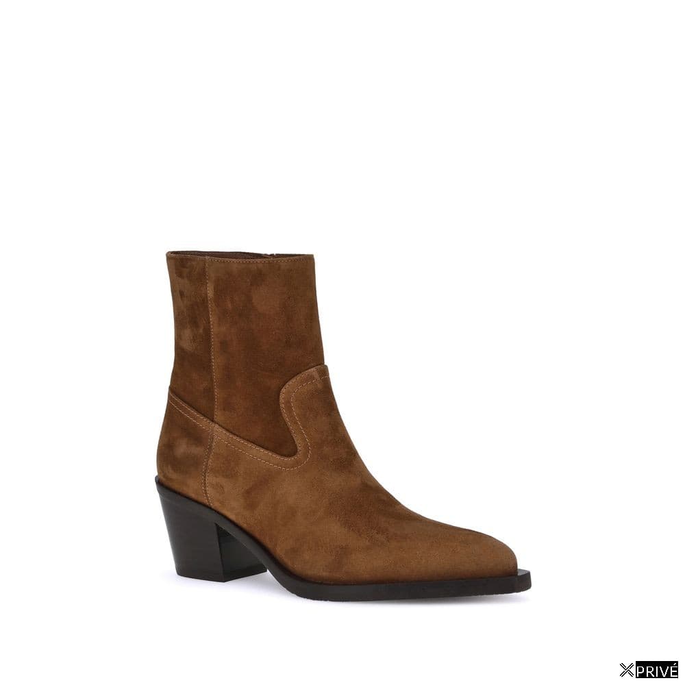 Bottes brunes — 2