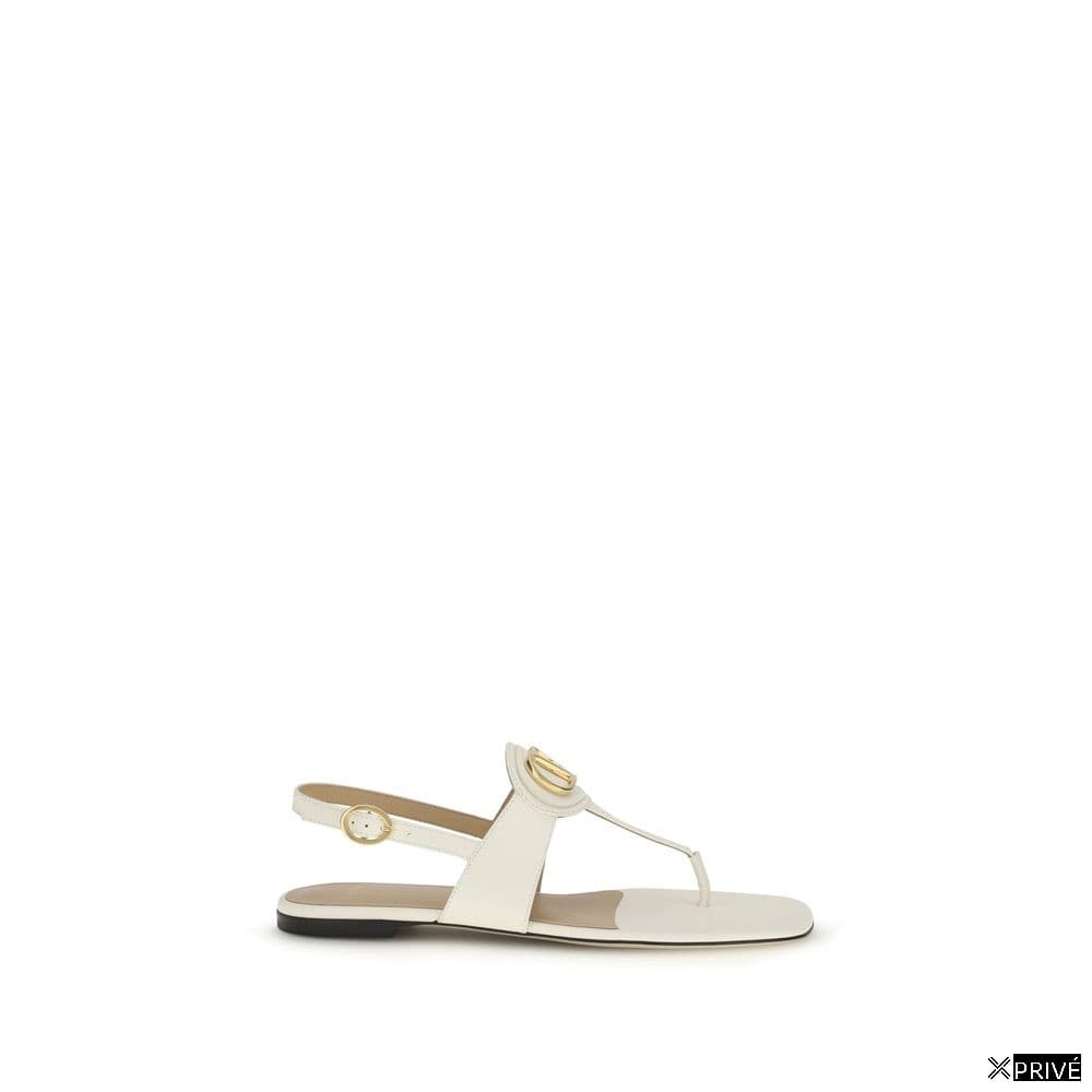 Sandales beiges — 1