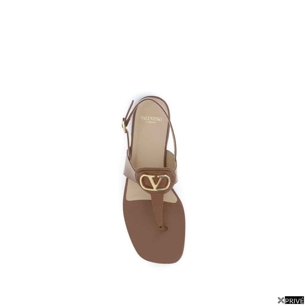 Sandales brunes — 4