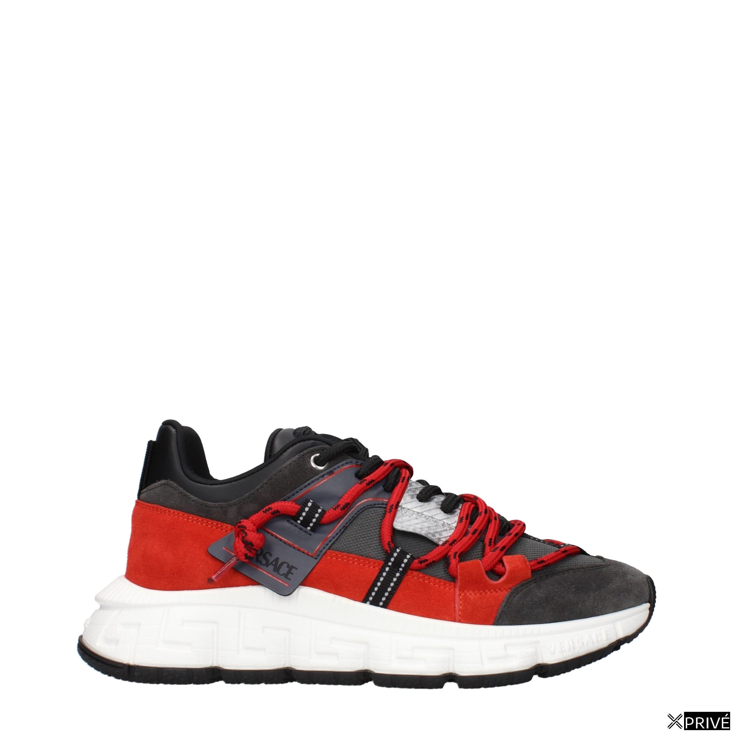 Chaussures de sport grises — 1