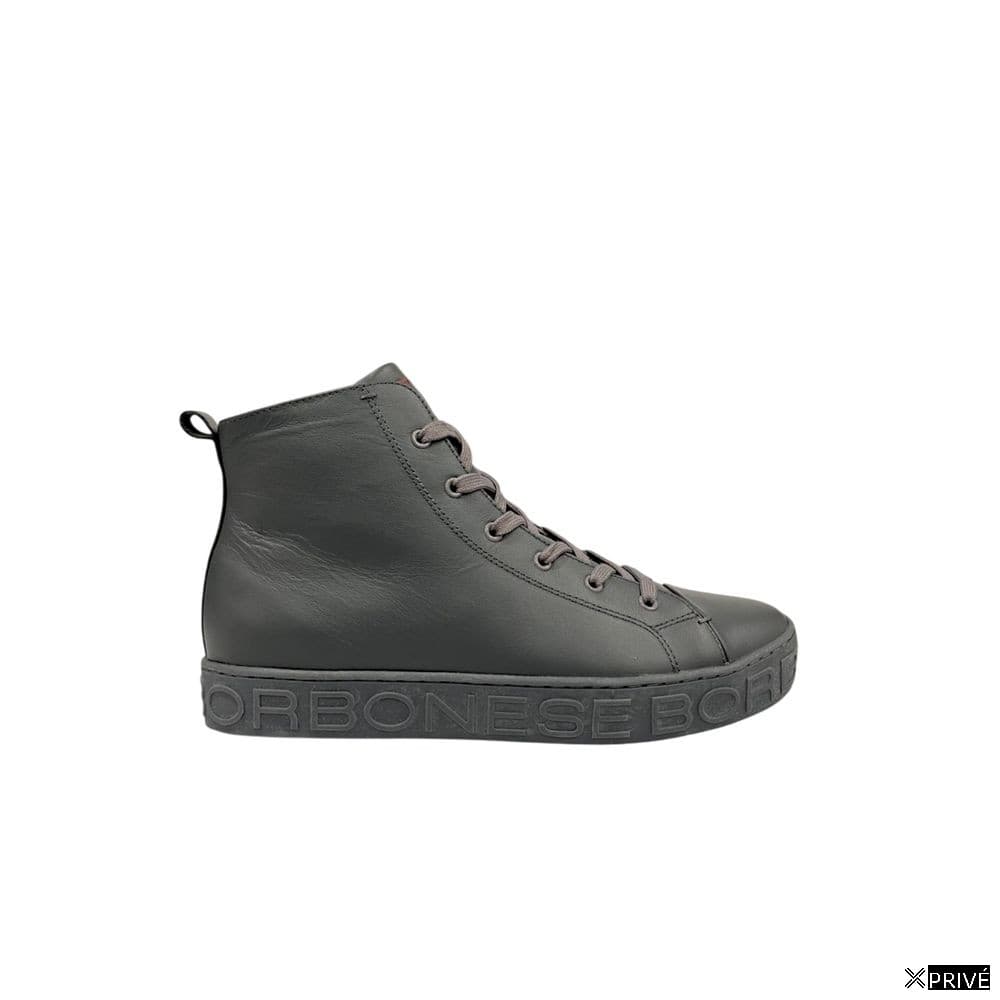 Chaussures de sport grises — 1