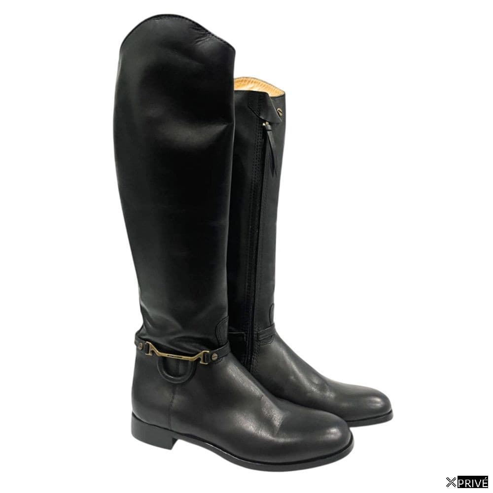 Bottes noires — 3