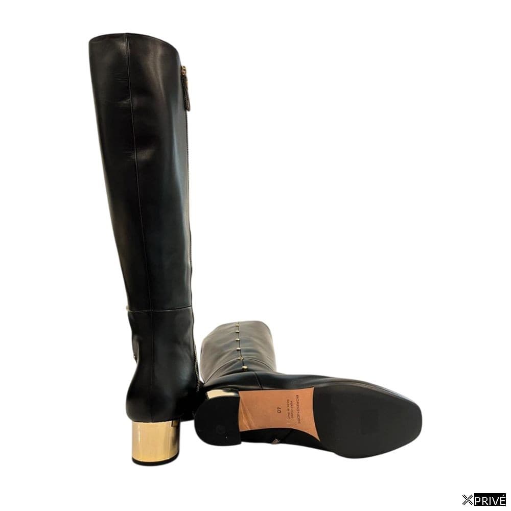 Bottes noires — 6
