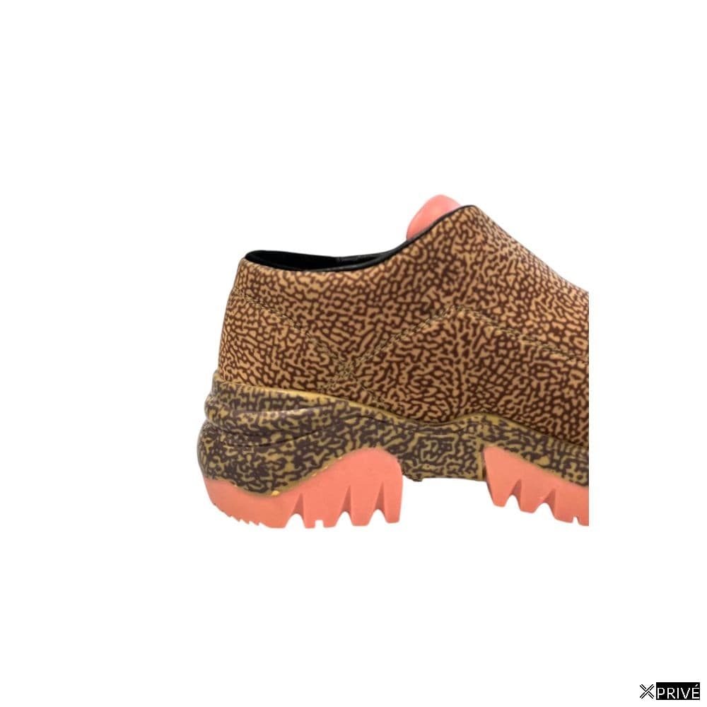 Chaussures de sport beiges — 4