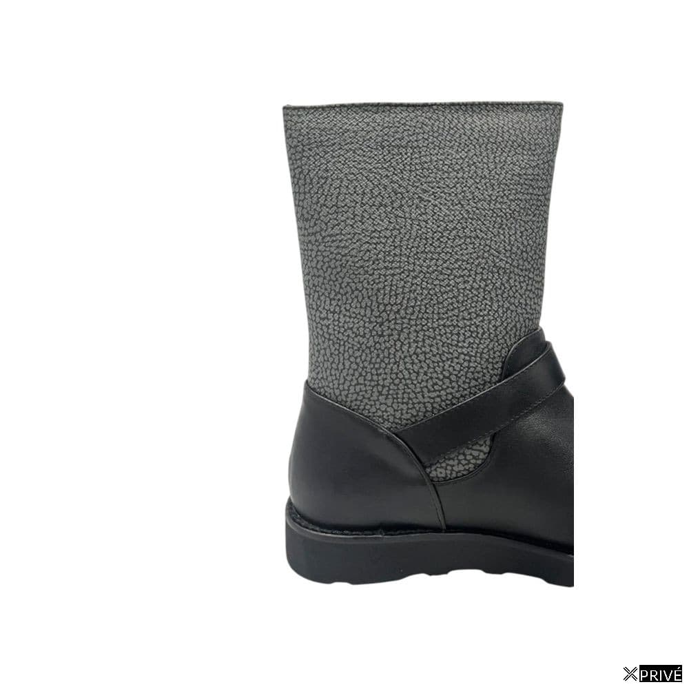 Bottes grises — 4
