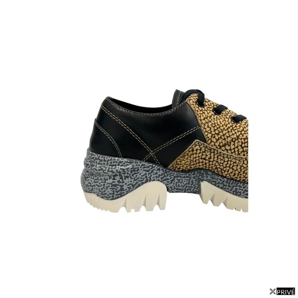 Chaussures de sport beiges — 4
